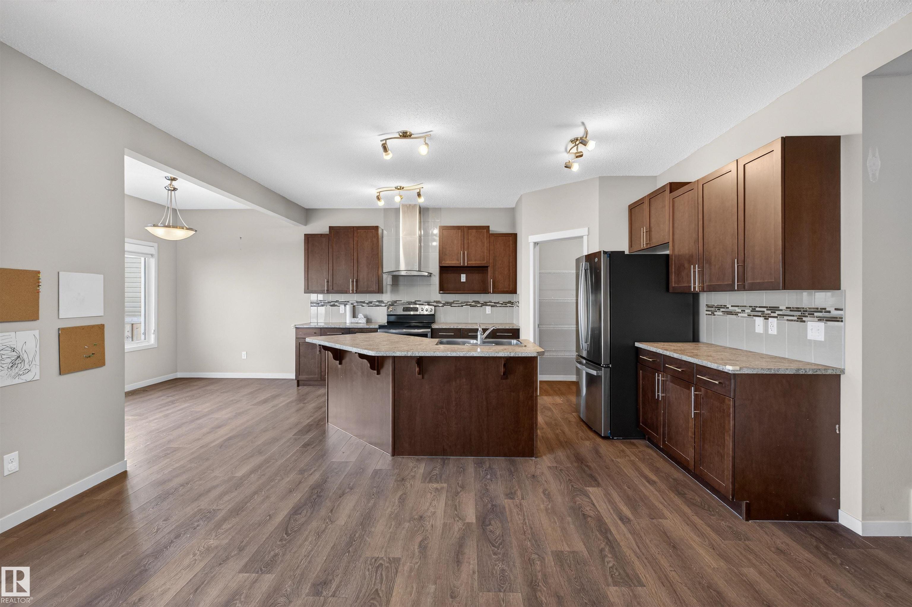 Photo 10 at 4723 Alwood Bend SW, Allard, Edmonton