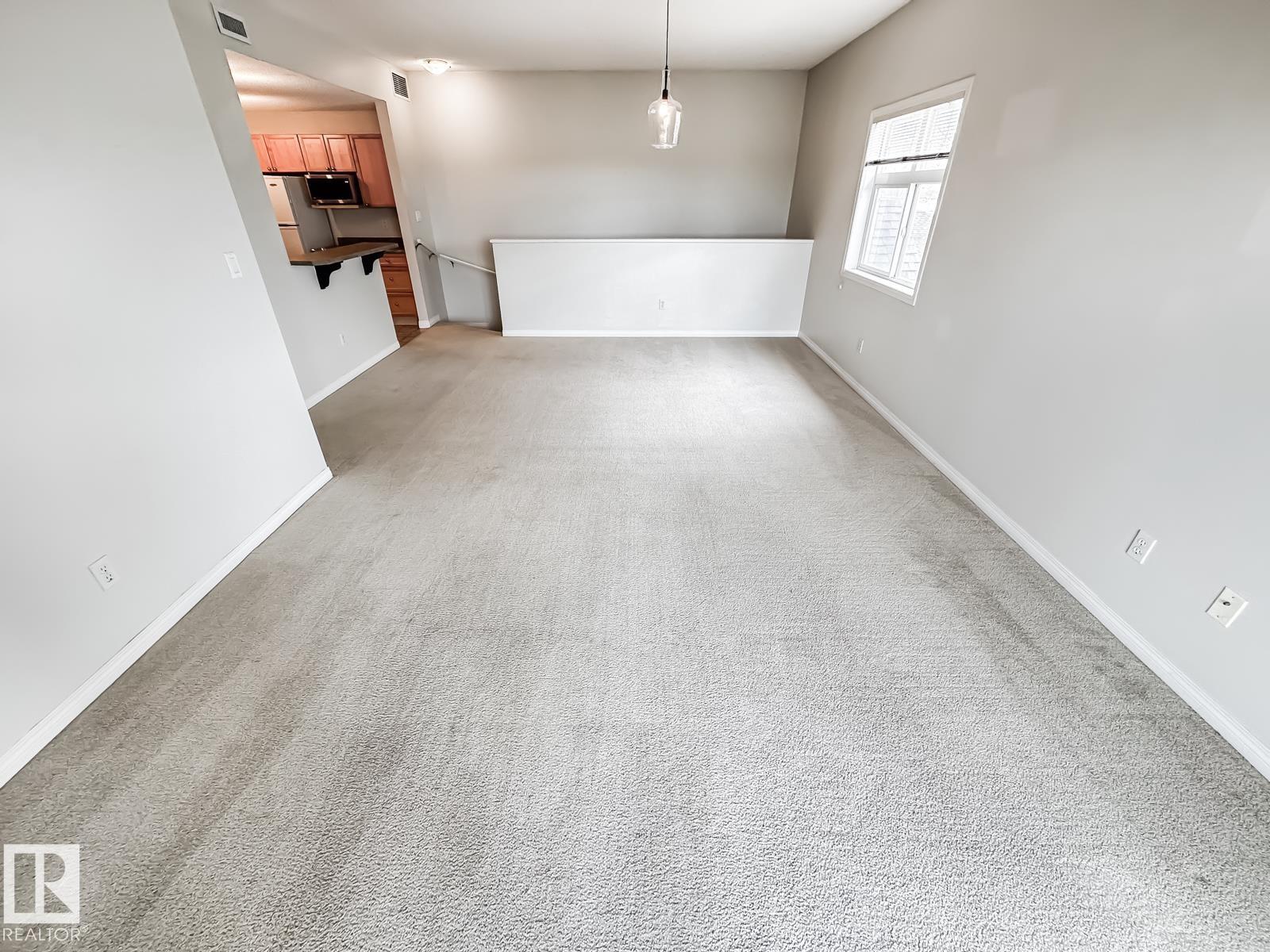 https://zimg.paragon.ice.com/ParagonImages/Property/PM/RAE/225401064/14/0/0/a2fc7a4f4d3f22ec027c24f8facf7650/1/6c5d83bbc3a0aca8d44d11293f53a0fe/225401064-4be337ba-cfbb-400c-8629-28ea1b762475.JPG