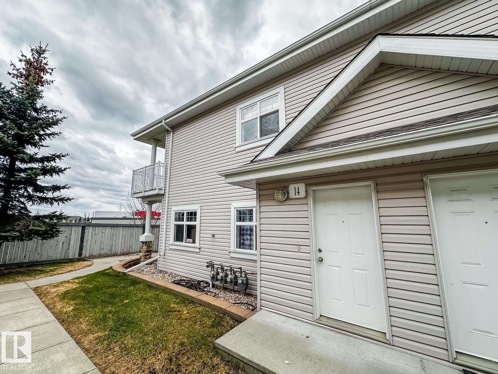 https://zimg.paragon.ice.com/ParagonImages/Property/PM/RAE/225401064/6/0/0/1cb100aea4012f4c95a72b526cece34a/1/6c5d83bbc3a0aca8d44d11293f53a0fe/225401064-49fec064-4ad4-4547-8a54-35eddcd23536.JPG