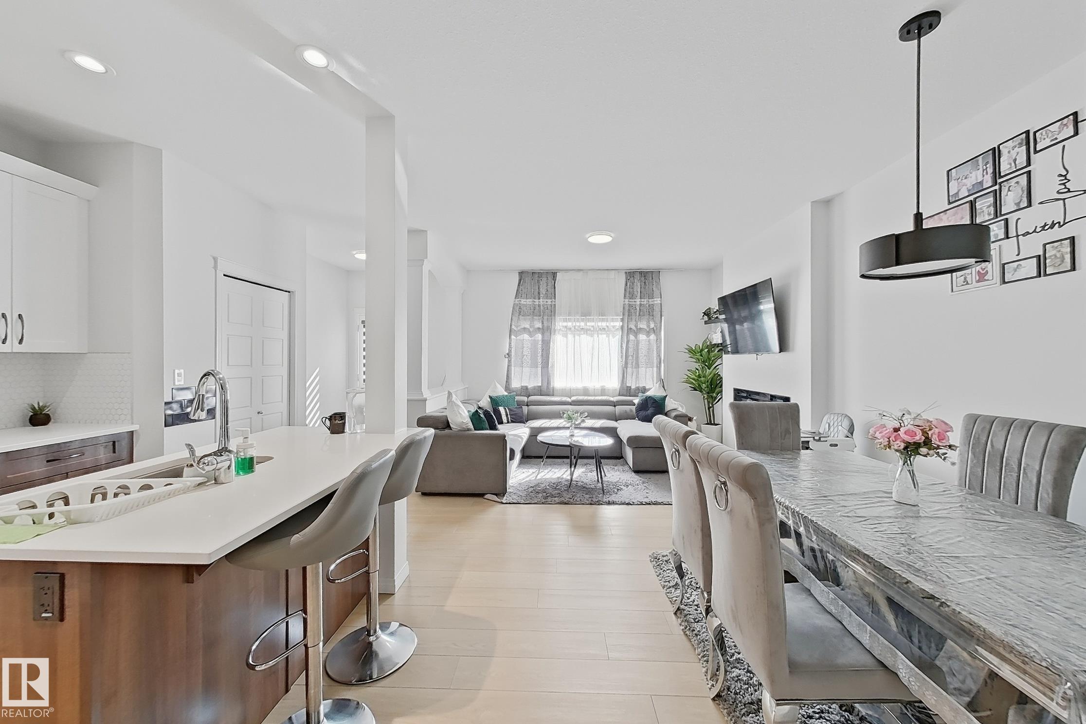 Photo 10 at 1231 Watt Drive SW, Walker, Edmonton