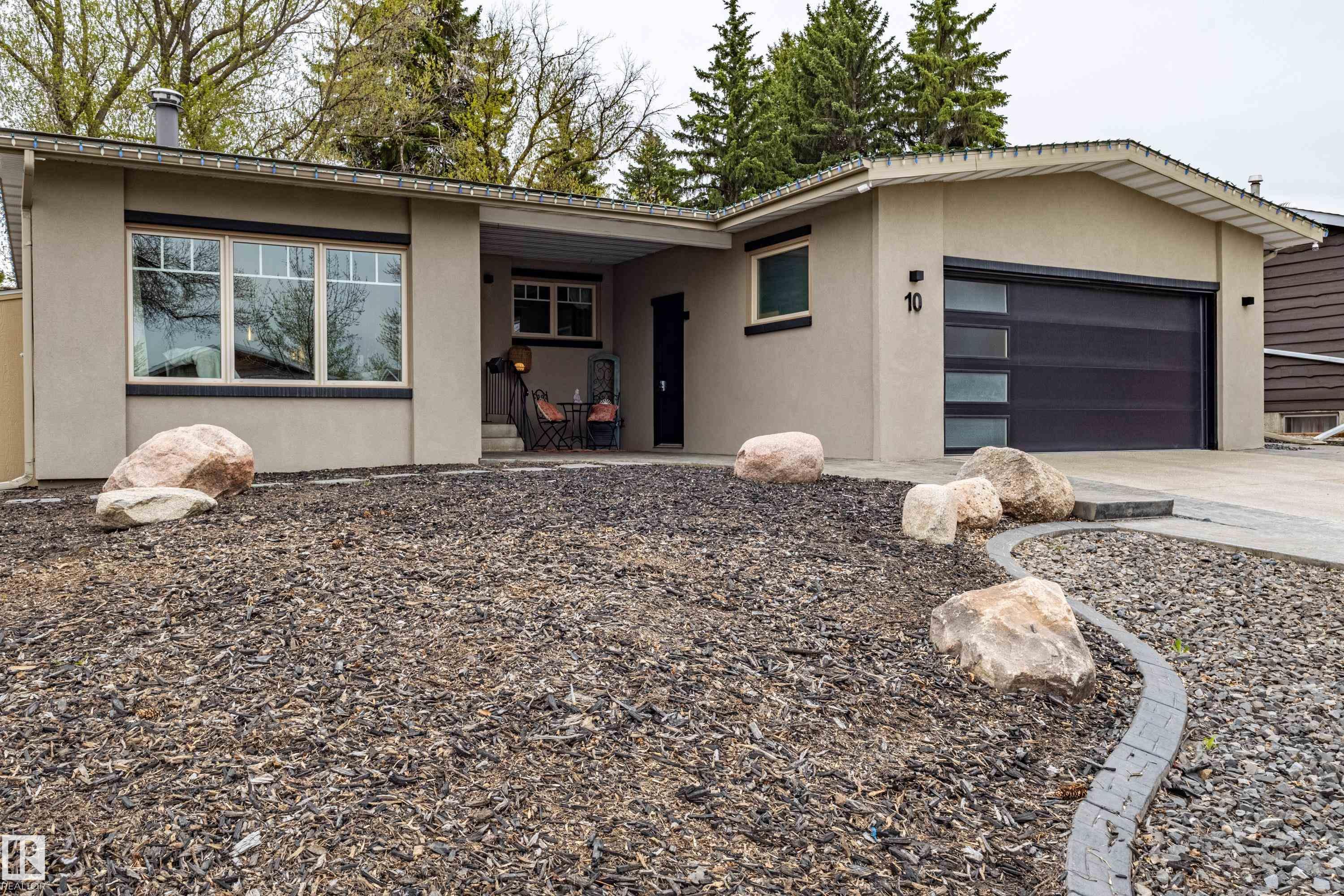 10 Brunswick Crescent, Braeside, St. Albert