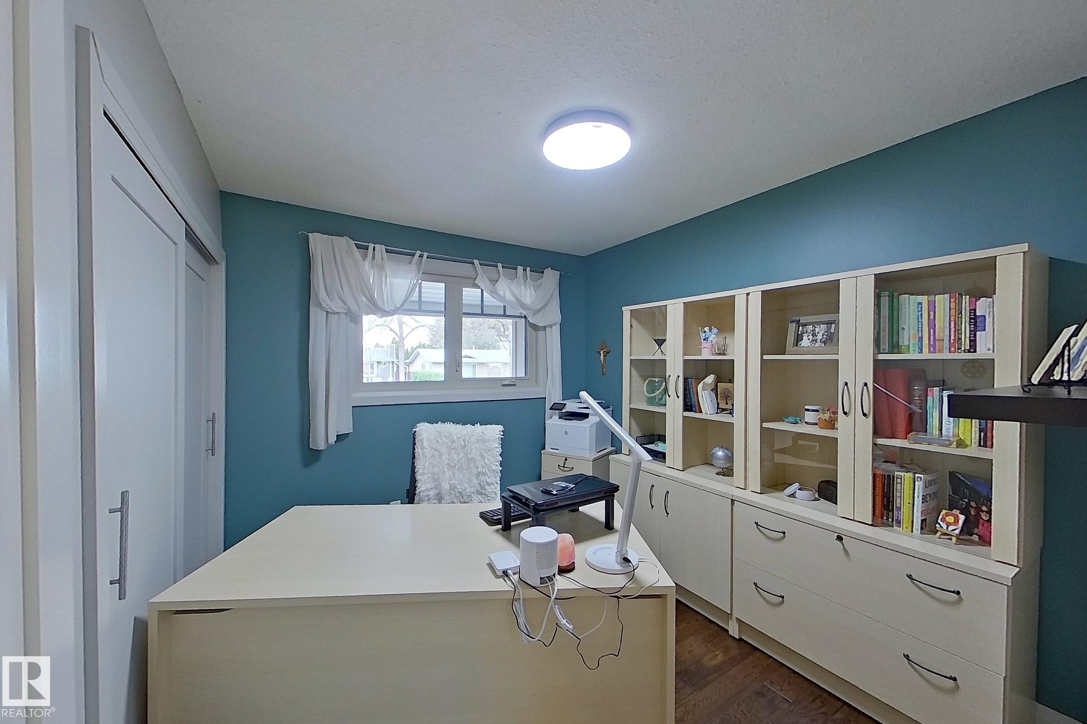 Photo 25 at 10 Brunswick Crescent, Braeside, St. Albert