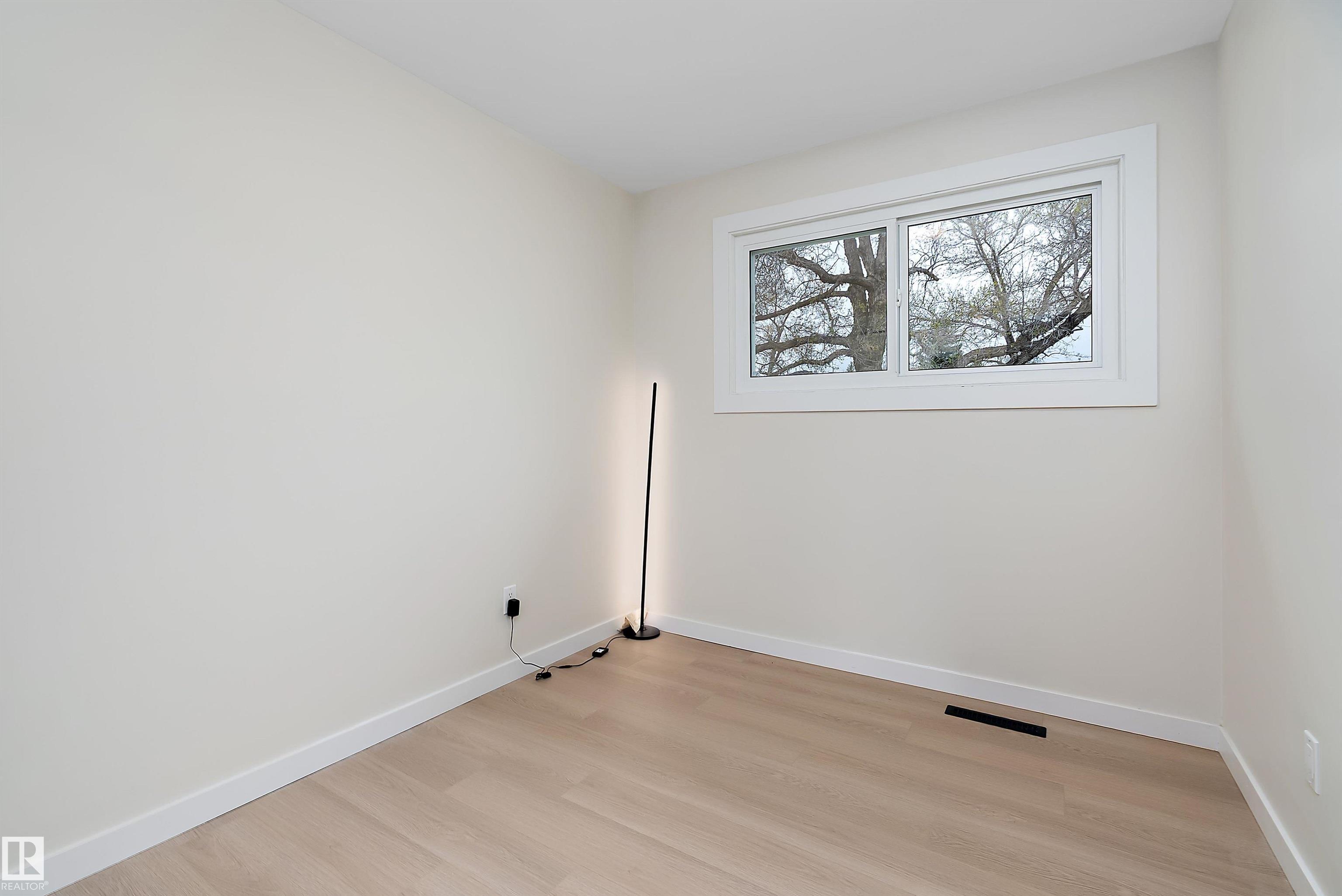 Photo 25 at 6411 152a Avenue NW, Mcleod, Edmonton