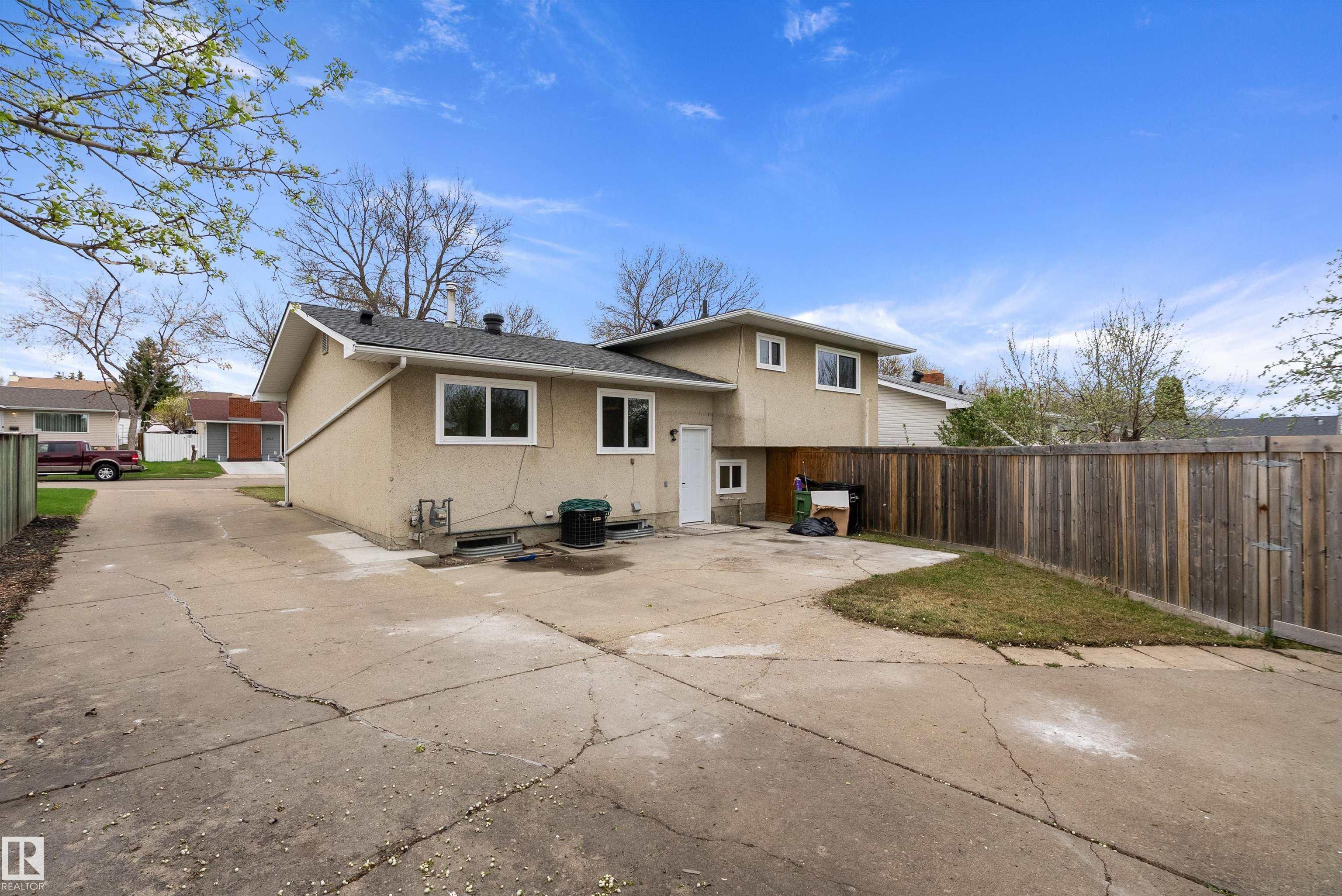 Photo 40 at 6411 152a Avenue NW, Mcleod, Edmonton