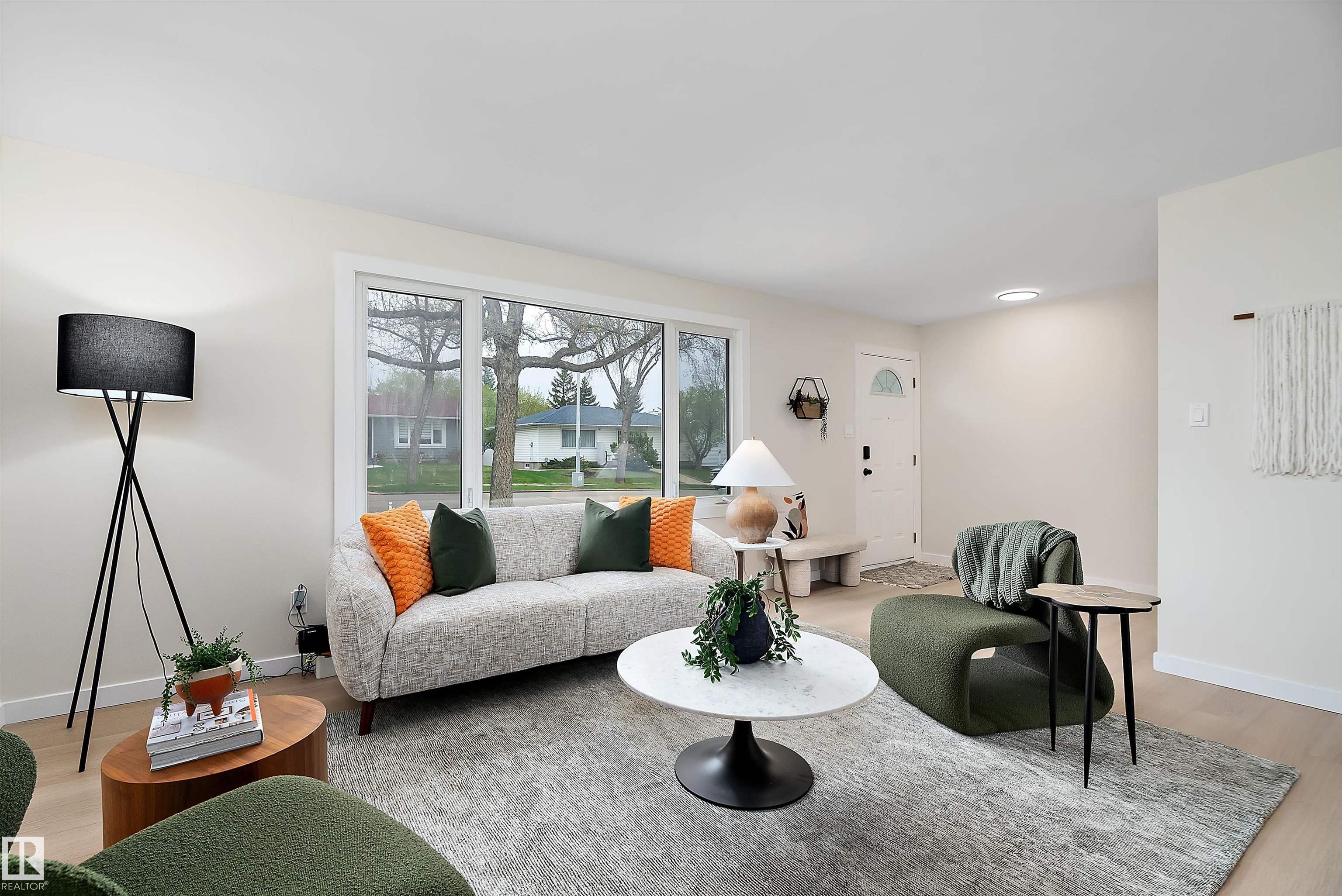 Photo 6 at 6411 152a Avenue NW, Mcleod, Edmonton