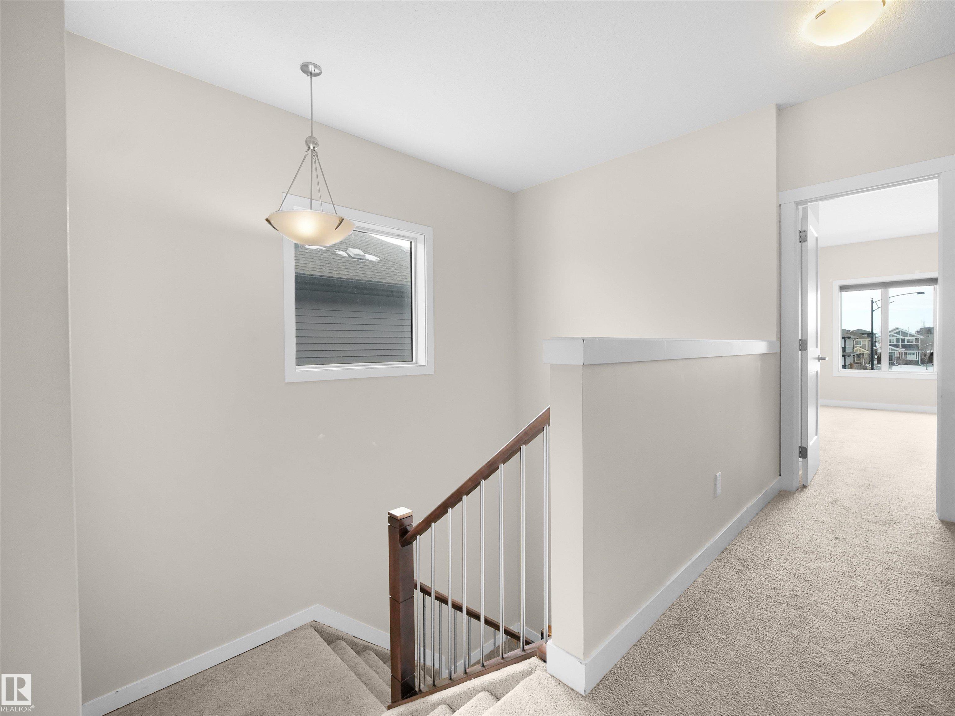 https://zimg.paragon.ice.com/ParagonImages/Property/PM/RAE/225401079/24/0/0/95874aa1594a8850e29a35c745790ab9/1/98c8879d570198e73f8be2ececad874b/225401079-81439d4c-534e-43d9-9423-7ebbb7021a24.JPG