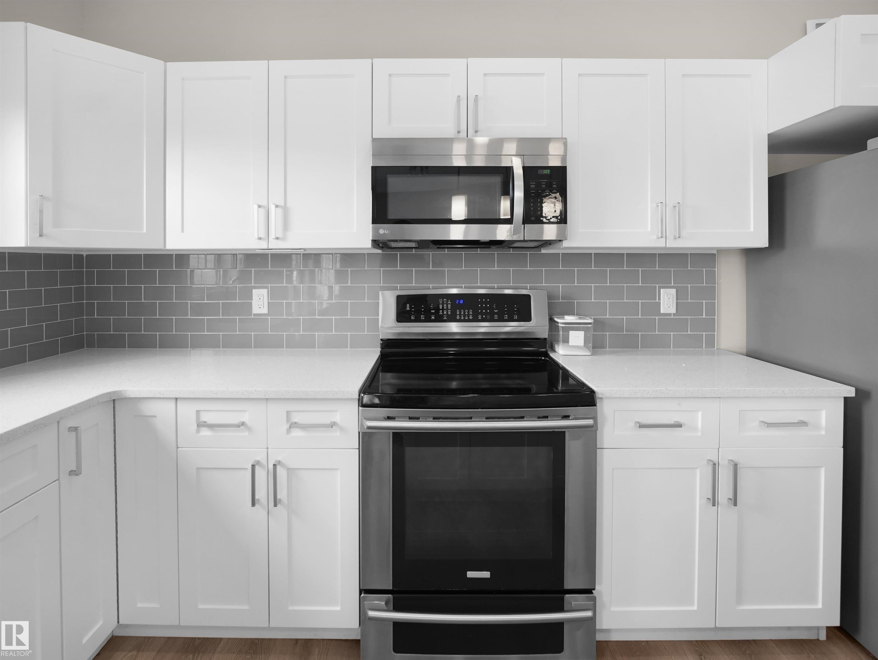 https://zimg.paragon.ice.com/ParagonImages/Property/PM/RAE/225401079/40/0/0/aea590a0aa9465b3e70ce93716016a06/1/98c8879d570198e73f8be2ececad874b/225401079-722e47fa-fe2a-42c0-887b-80651e697a36.JPG