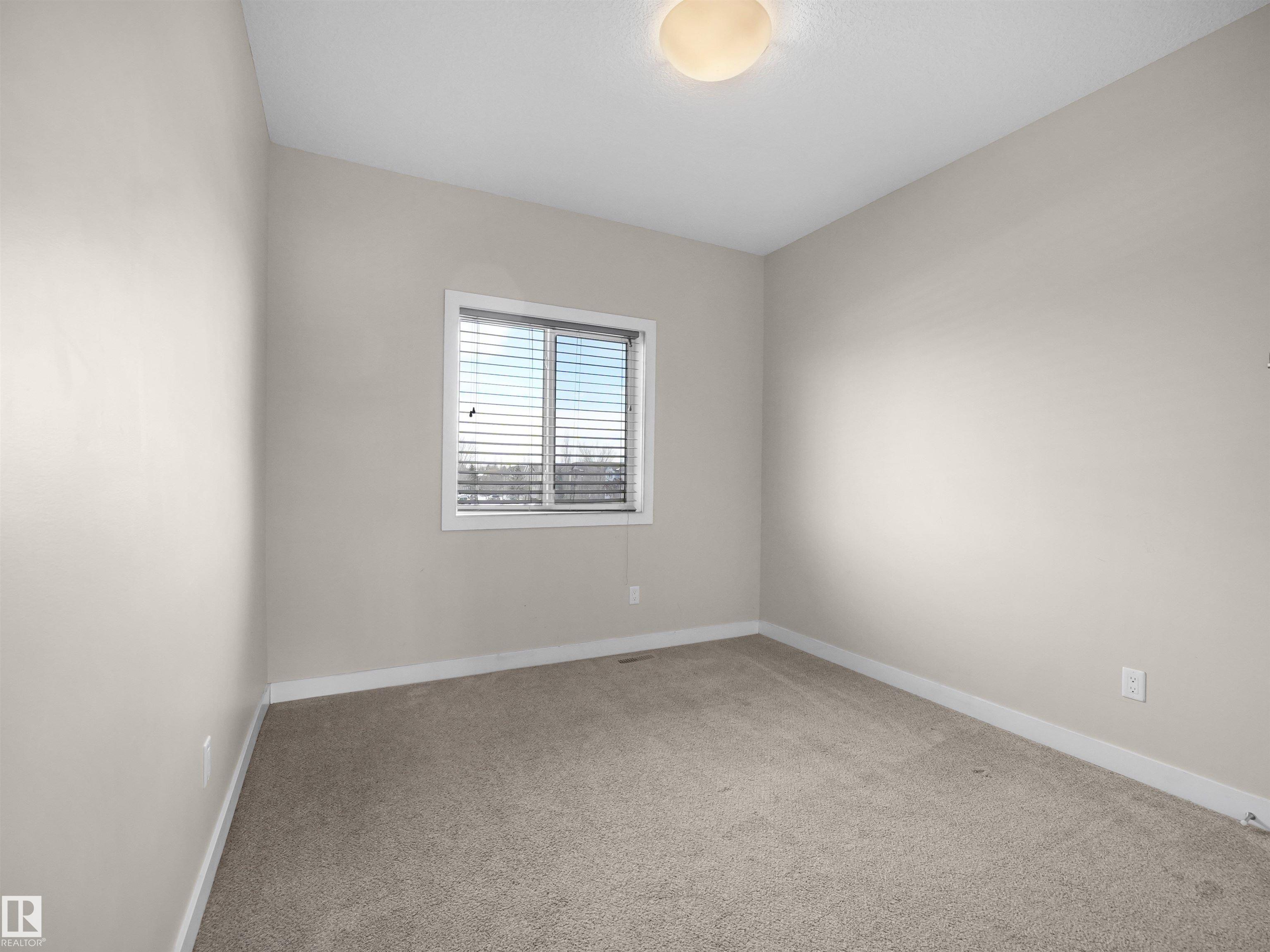 https://zimg.paragon.ice.com/ParagonImages/Property/PM/RAE/225401079/47/0/0/24834b79e2d085dbb1a5c39ba135b854/1/98c8879d570198e73f8be2ececad874b/225401079-64c3b863-7c08-4505-8a74-1393efbb694b.JPG