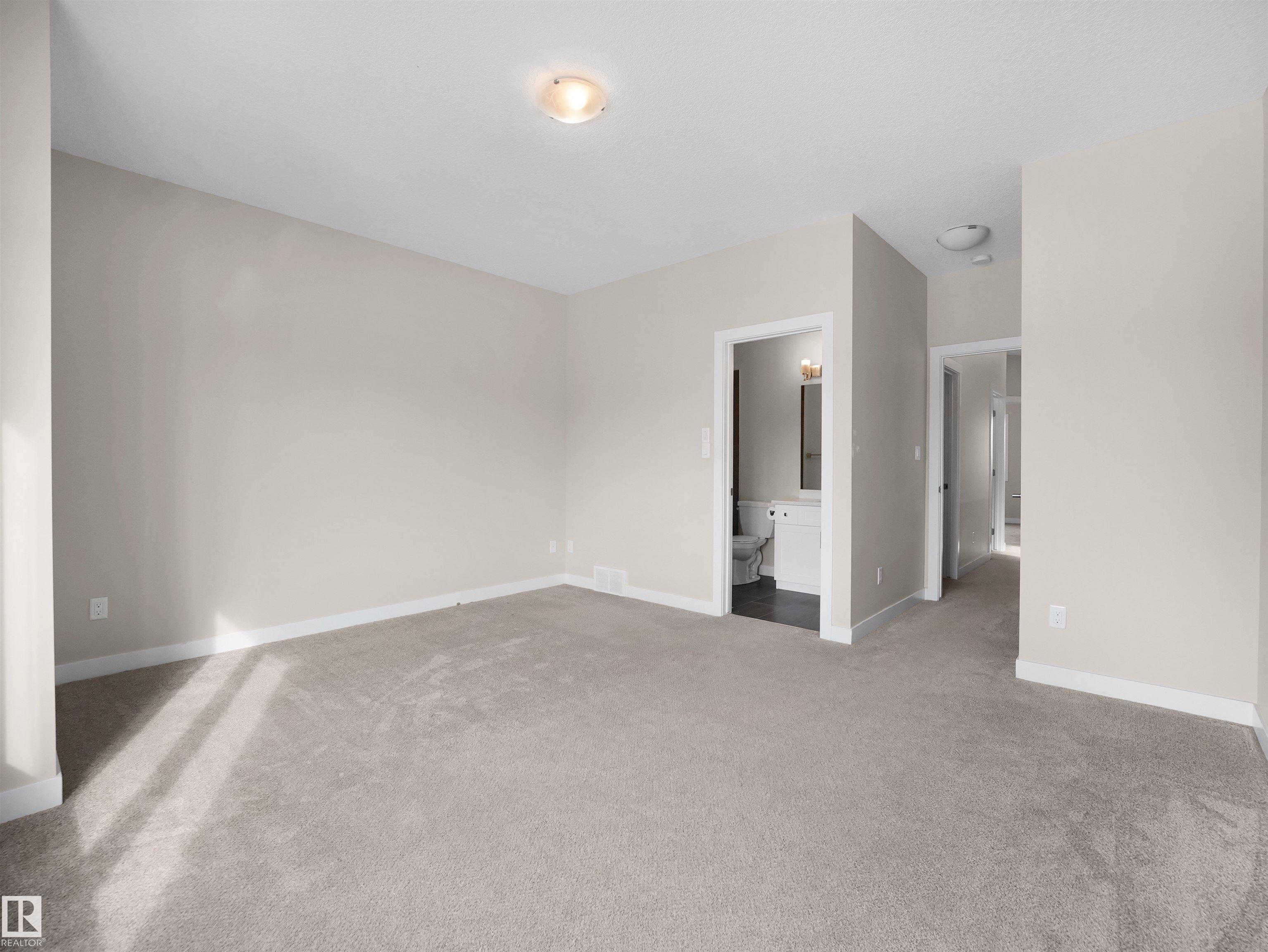 https://zimg.paragon.ice.com/ParagonImages/Property/PM/RAE/225401079/51/0/0/9426b646a9b8effdc625b6bd48b525f8/1/98c8879d570198e73f8be2ececad874b/225401079-c6c062ca-02ae-48ad-ba02-6bb09738d4bd.JPG