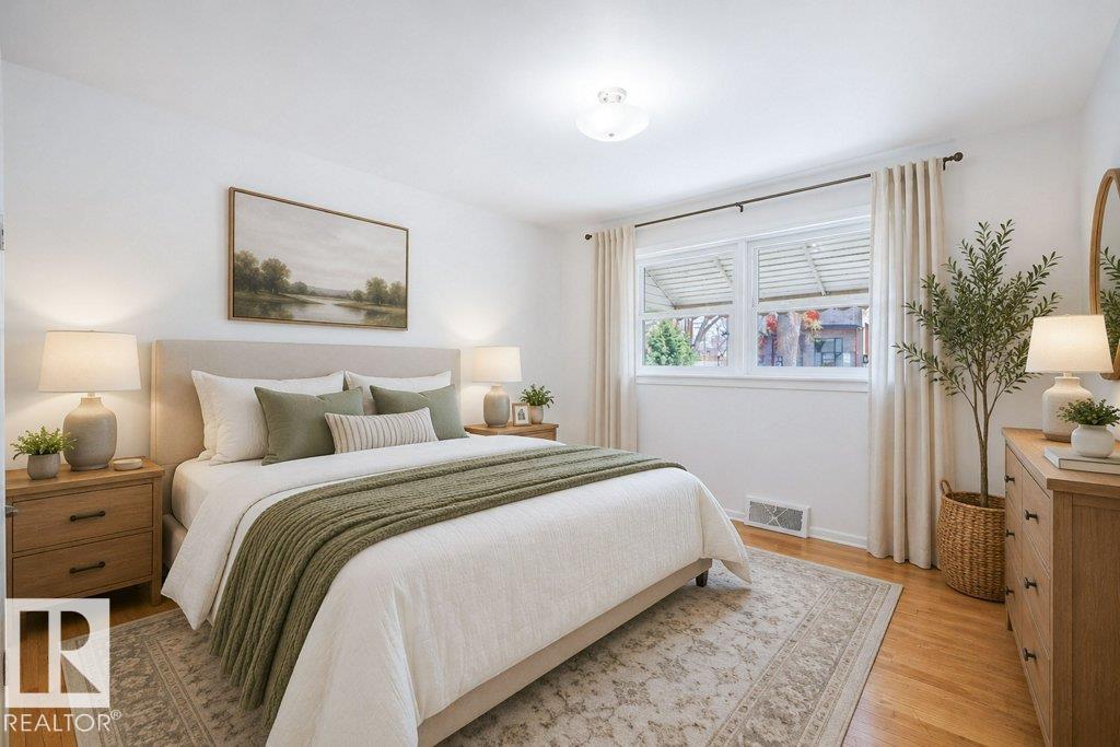https://zimg.paragon.ice.com/ParagonImages/Property/PM/RAE/225401080/16/0/0/1edd35bf7929395eaf52ce49f7008655/1/dfd52fd556dc3b5cf0edc8708ce38378/225401080-44c244c6-a185-4caf-92a3-11f3f5d76d8d.JPG