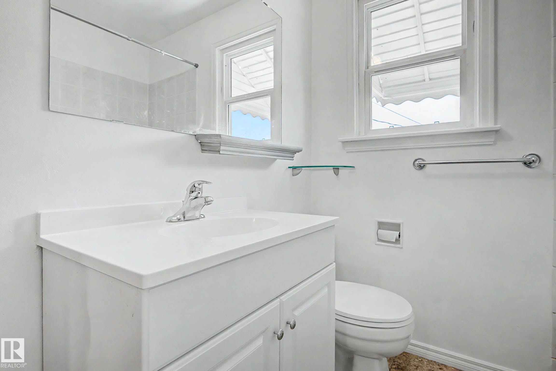 https://zimg.paragon.ice.com/ParagonImages/Property/PM/RAE/225401080/23/0/0/b6300523bfb69b630c6045b2057a1d2a/1/dfd52fd556dc3b5cf0edc8708ce38378/225401080-aa3ea5c0-2043-4697-b1e8-826575fe3962.JPG