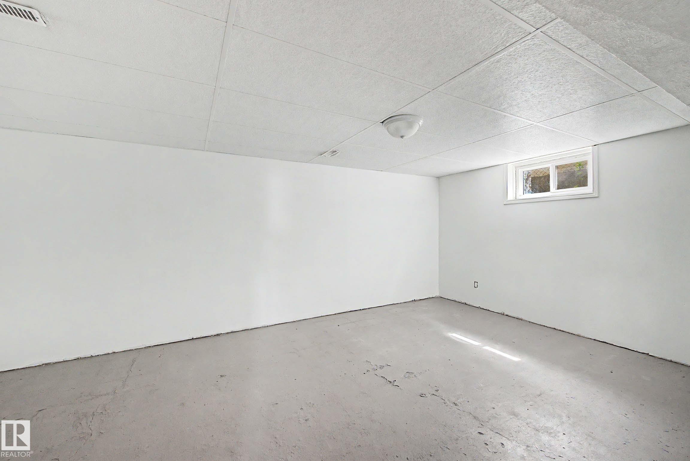 https://zimg.paragon.ice.com/ParagonImages/Property/PM/RAE/225401080/27/0/0/a7893c33702ba1e9abb92a5c967f3a3c/1/dfd52fd556dc3b5cf0edc8708ce38378/225401080-078f3dcd-4f27-4928-b0b8-20365aa543ef.JPG
