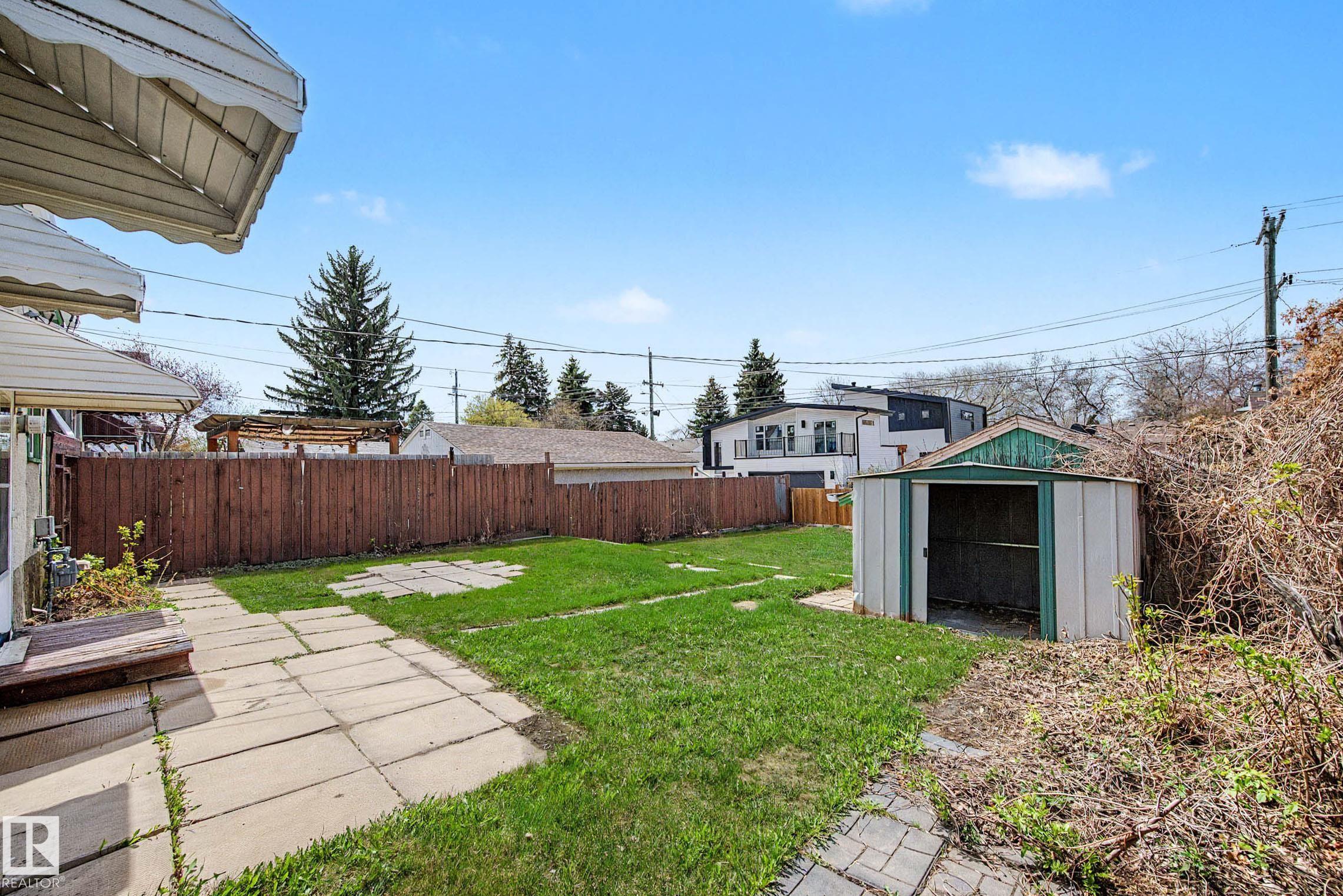 Photo 31 at 9276 86 Street NW, Strathearn, Edmonton