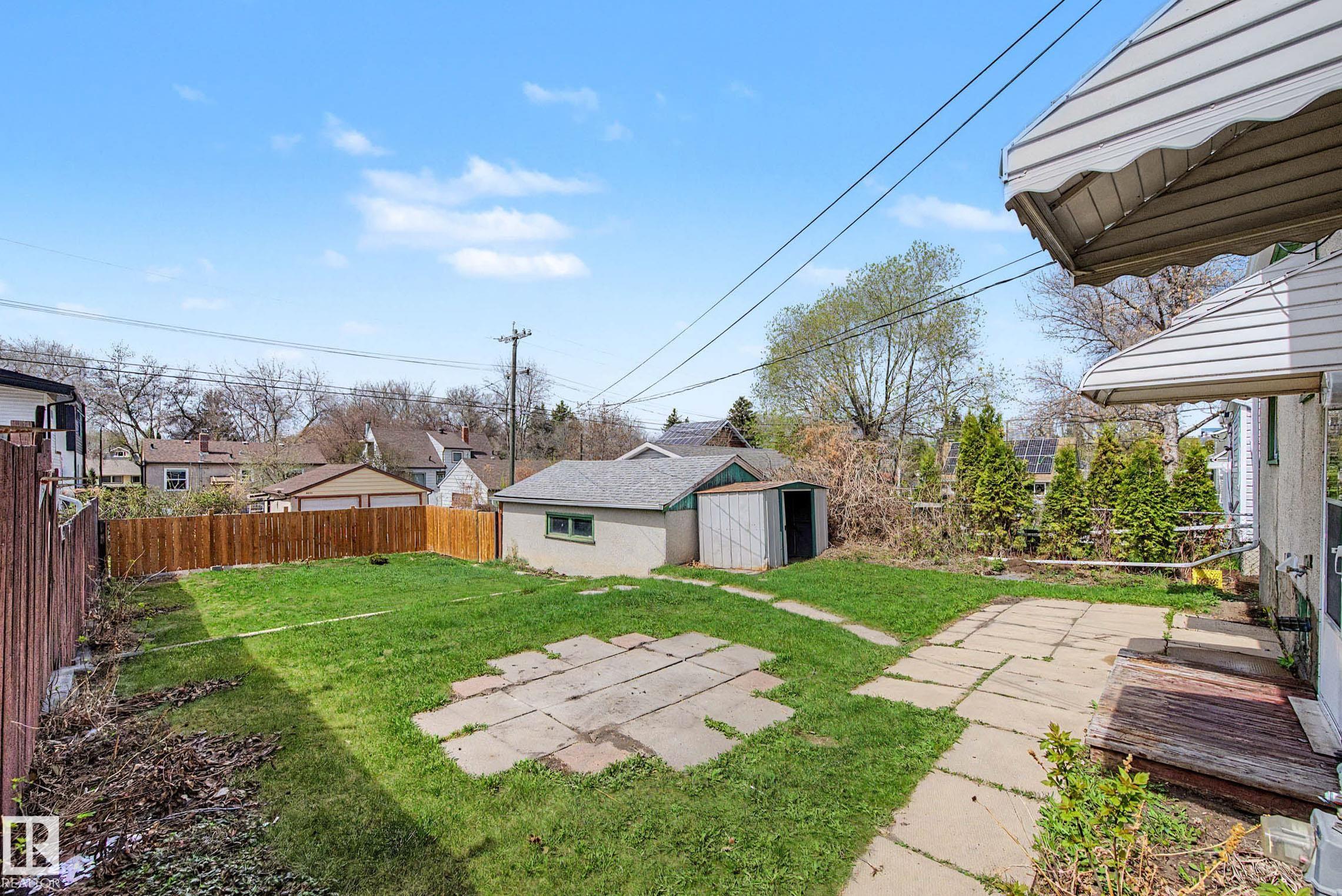 https://zimg.paragon.ice.com/ParagonImages/Property/PM/RAE/225401080/31/0/0/56488250c2c3b66337b124fc1fcafd63/1/dfd52fd556dc3b5cf0edc8708ce38378/225401080-dcd04334-d805-4cc3-ae4a-f2e7880ce924.JPG