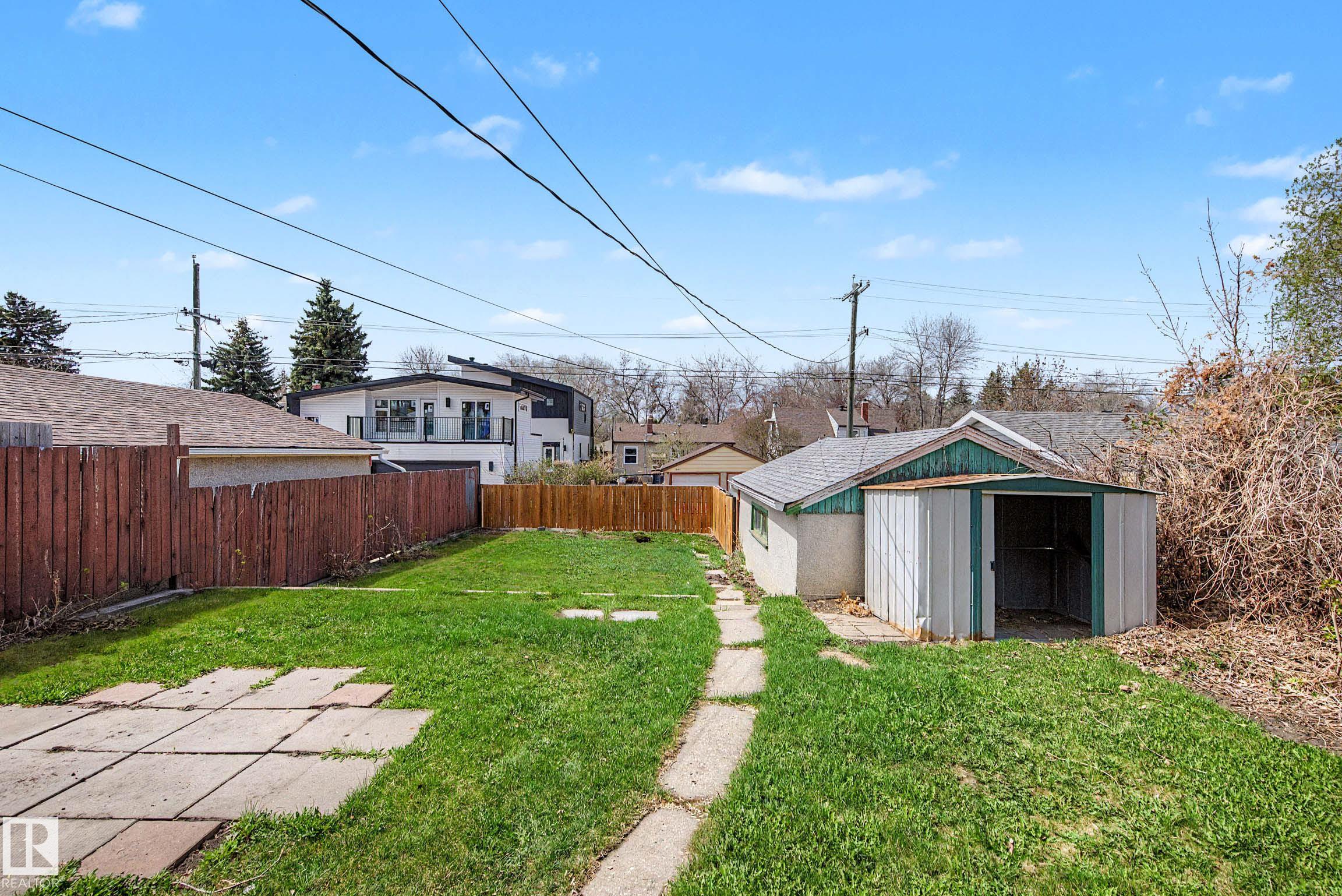 Photo 32 at 9276 86 Street NW, Strathearn, Edmonton