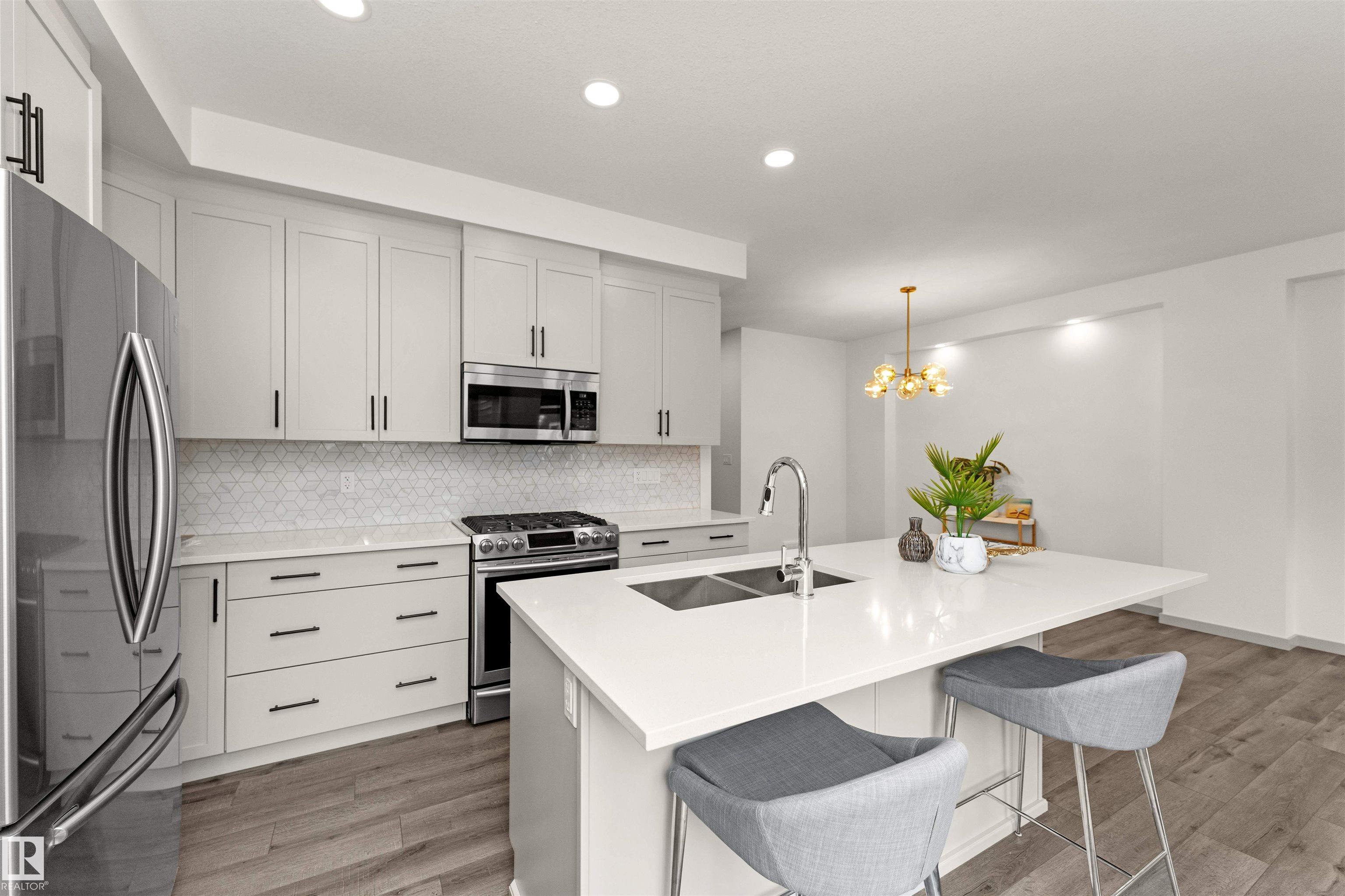 Photo 14 at 2330 Kelly Circle SW, Keswick, Edmonton