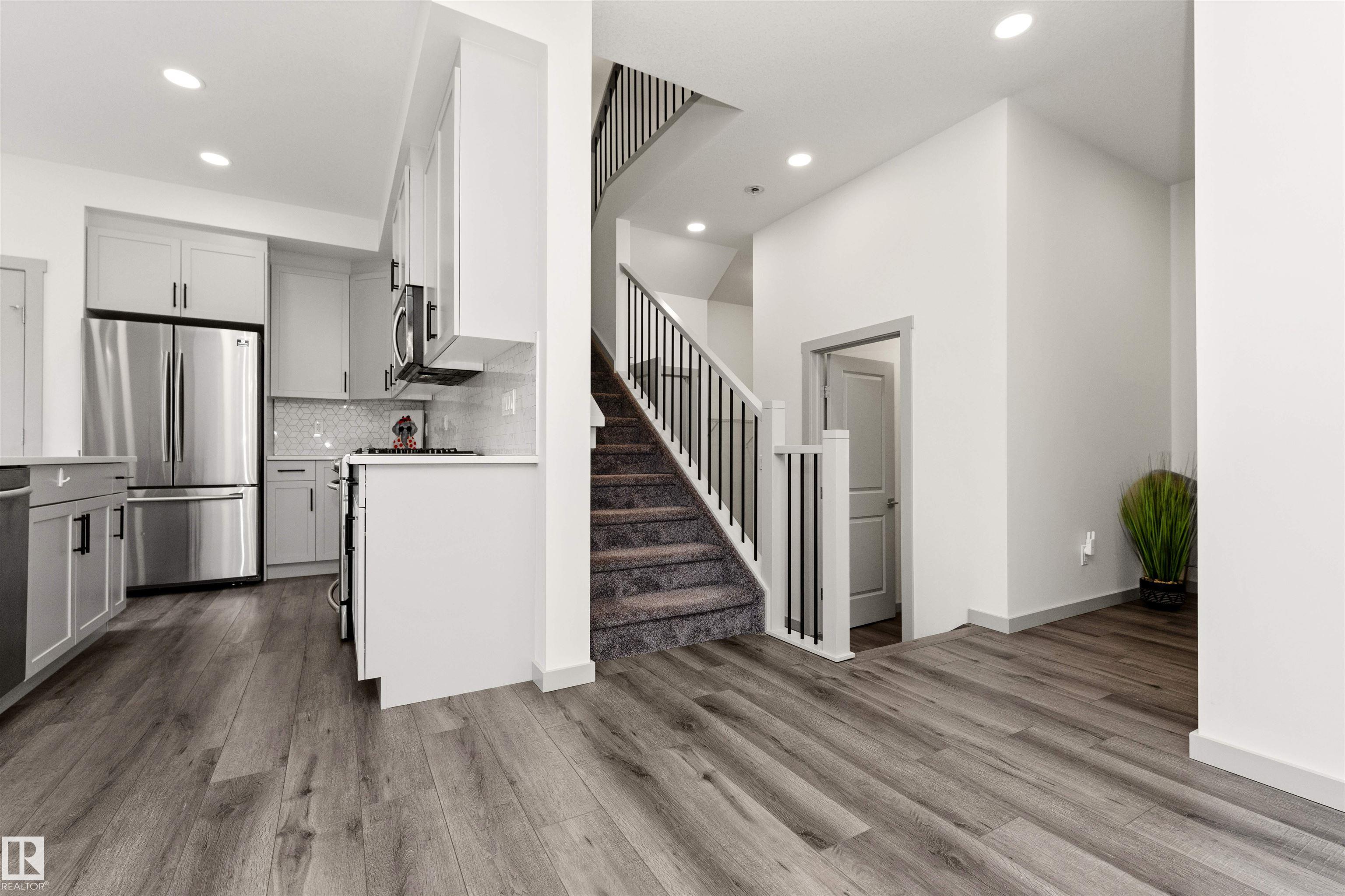 Photo 19 at 2330 Kelly Circle SW, Keswick, Edmonton