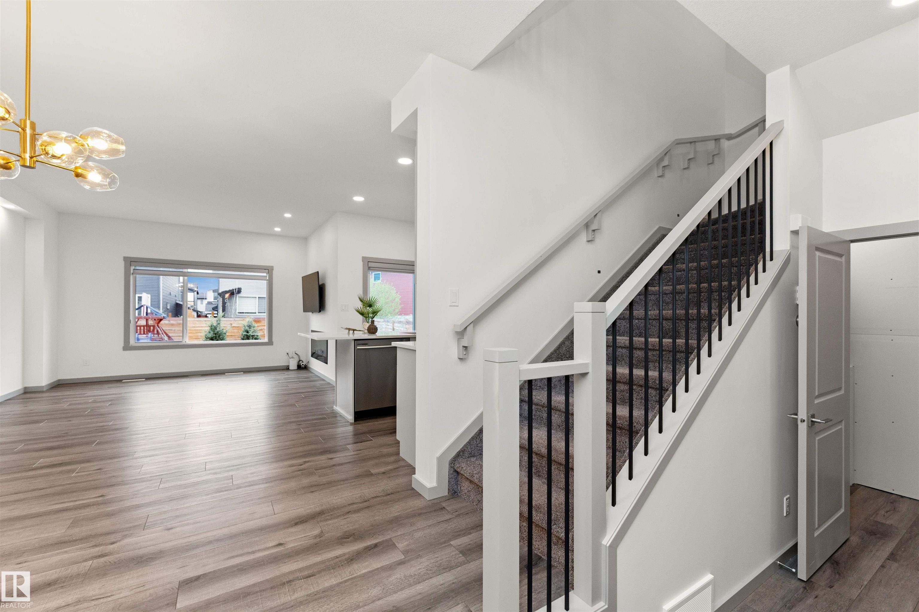 2330 Kelly Circle SW, Keswick, Edmonton