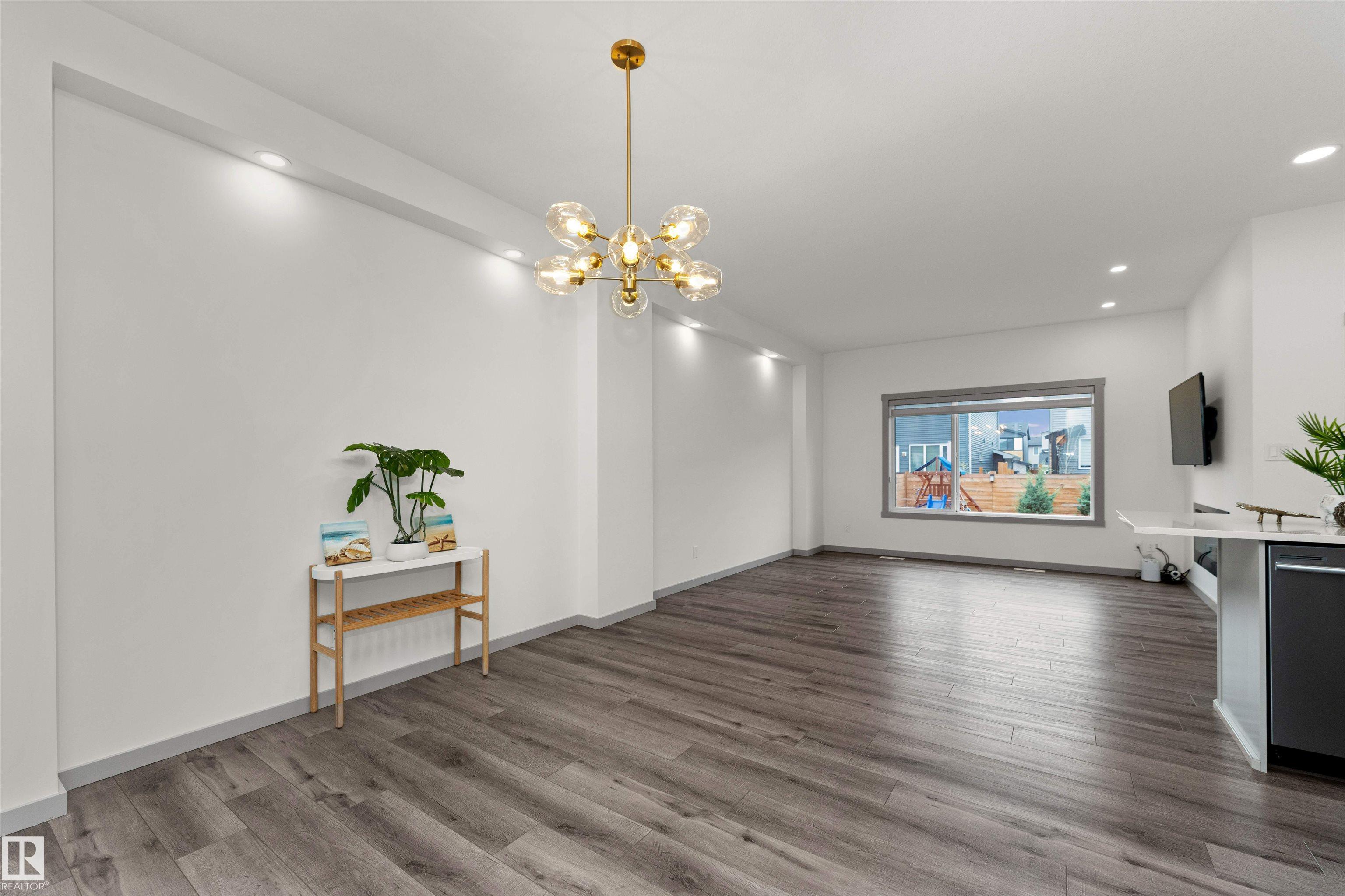 Photo 7 at 2330 Kelly Circle SW, Keswick, Edmonton