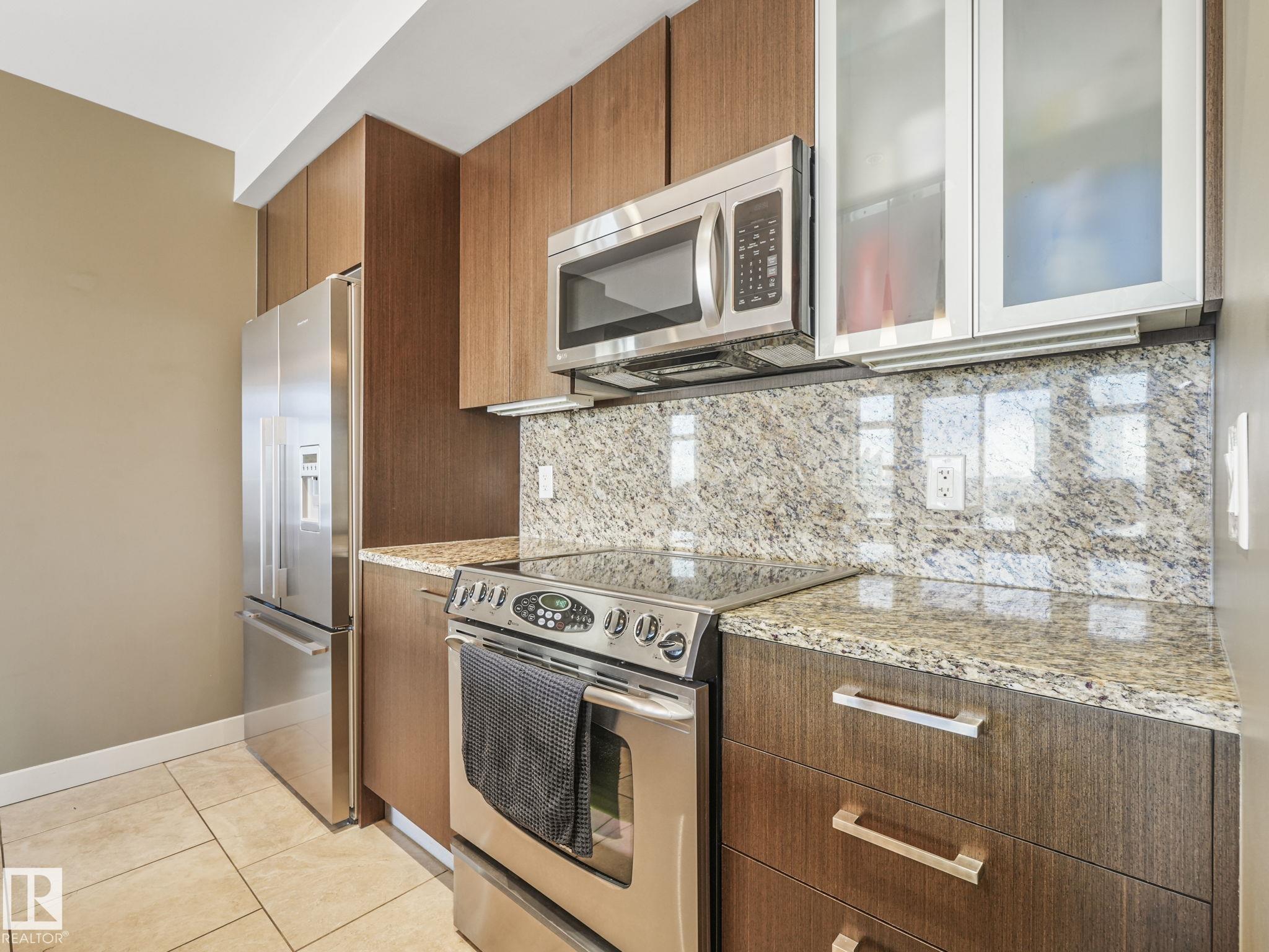 Photo 10 at 801 - 10388 105 Street NW, Downtown, Edmonton