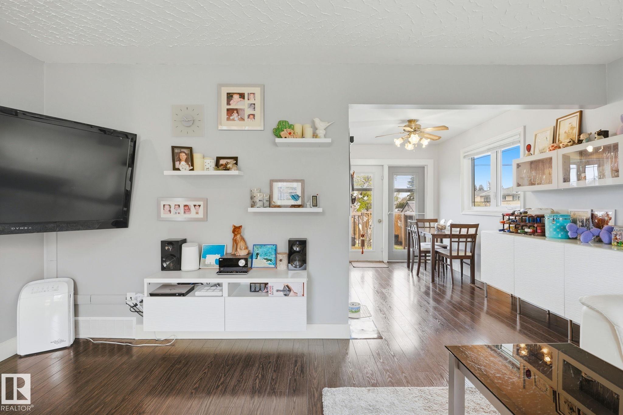 Photo 6 at 6219 134 Avenue NW, Belvedere, Edmonton