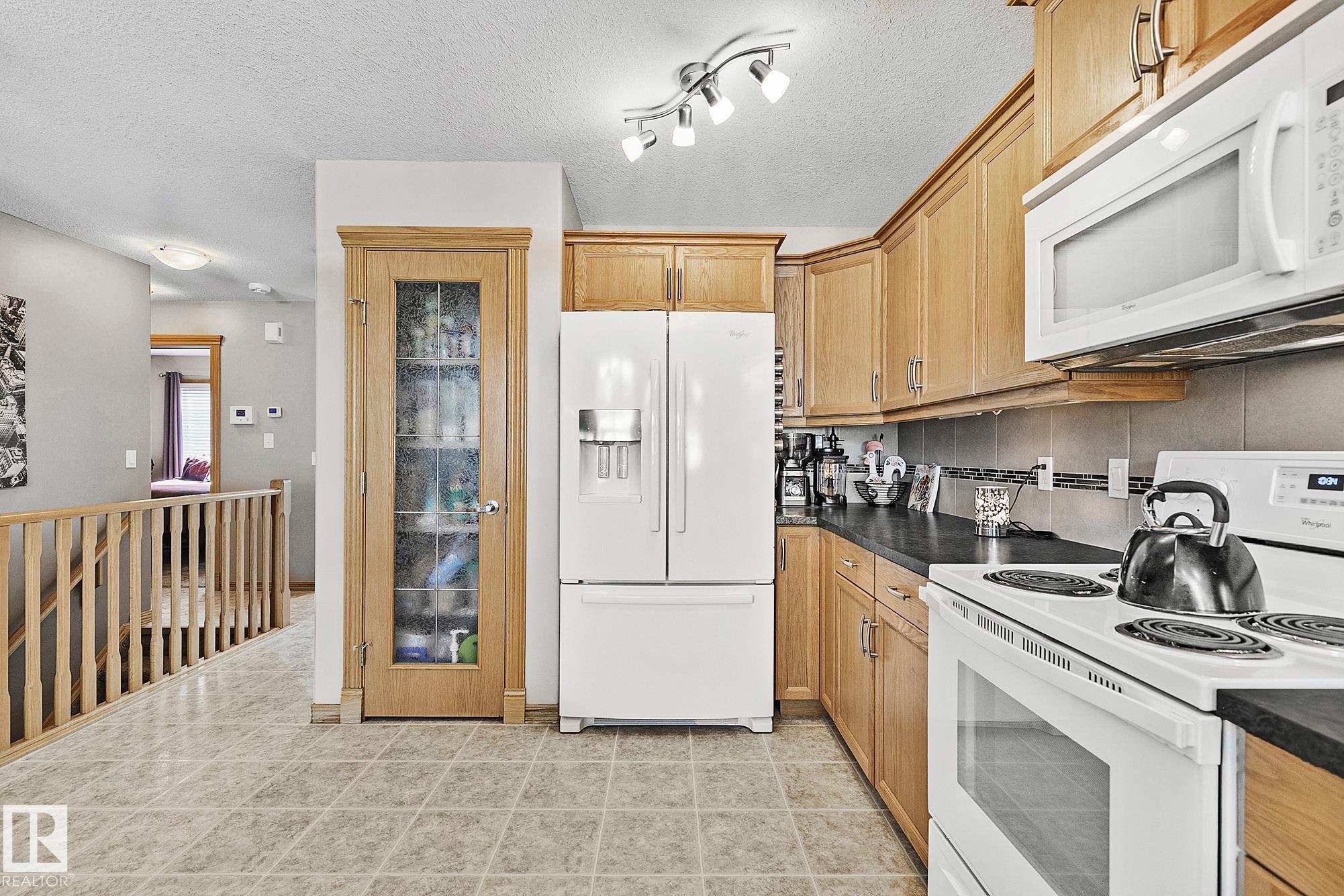 Photo 14 at 98 Hewitt Circle, Harvest Ridge, Spruce Grove