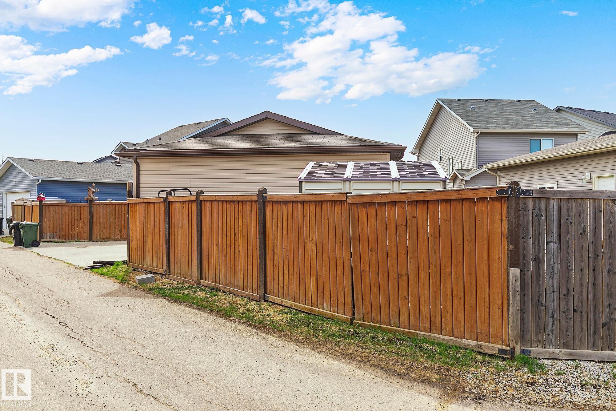 Photo 63 at 98 Hewitt Circle, Harvest Ridge, Spruce Grove