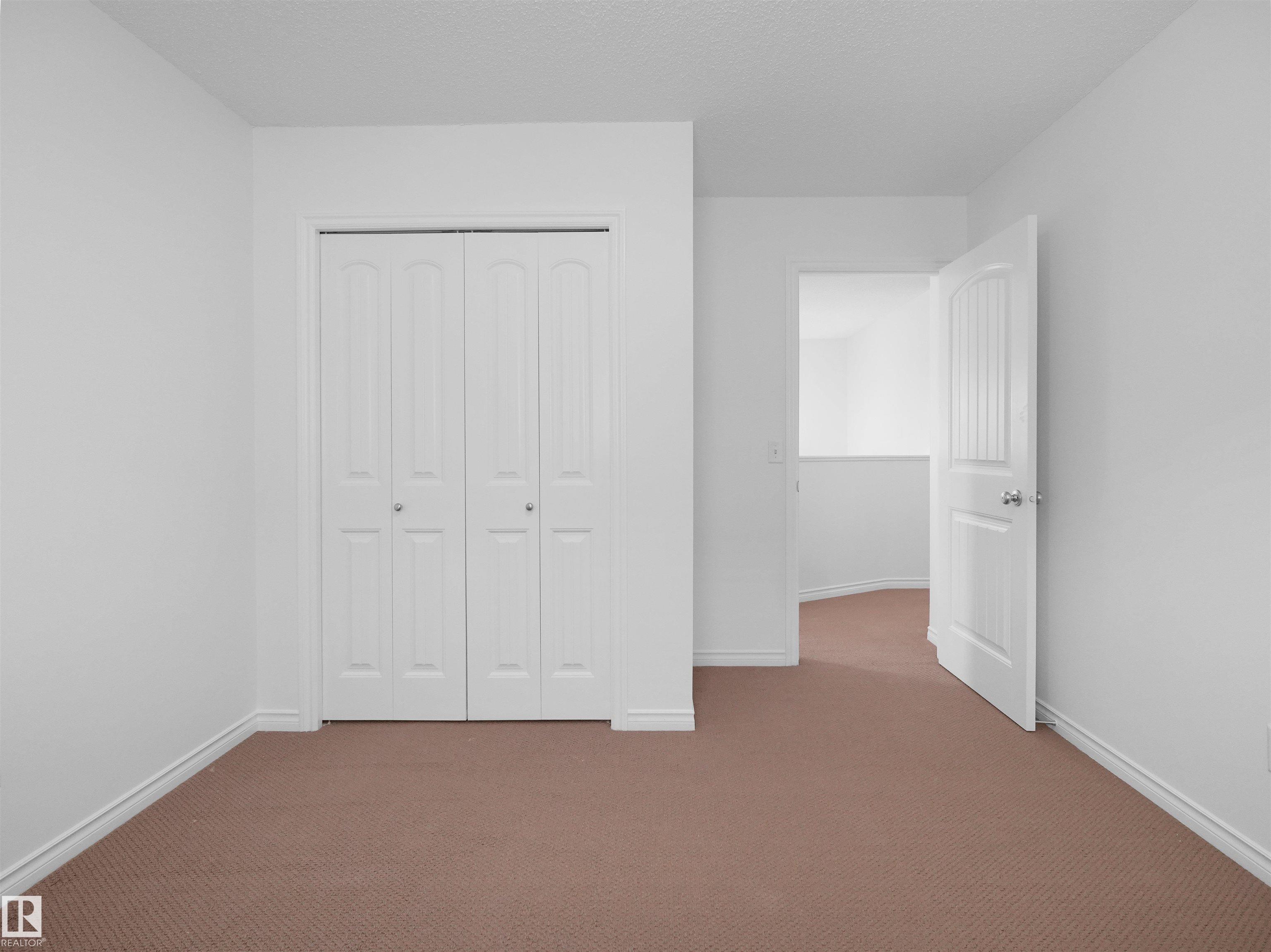 https://zimg.paragon.ice.com/ParagonImages/Property/PM/RAE/225401091/27/0/0/f0a70fc9e764b3b0542d6e529461ac02/1/a3c4e6adef8272abfc58e6fb758a8dd2/225401091-ee5aec02-8a88-4259-8a73-a983b6d00131.JPG