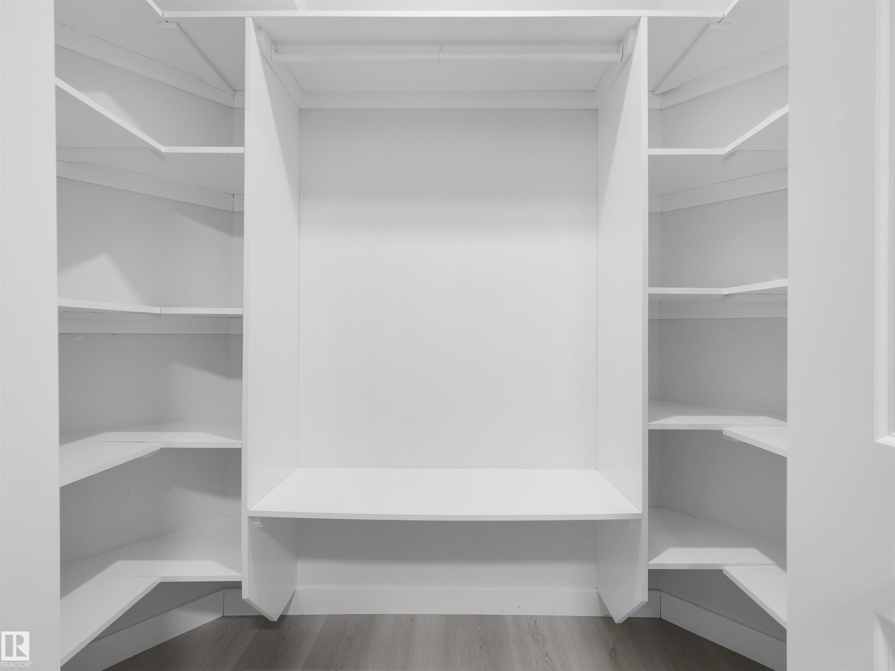 https://zimg.paragon.ice.com/ParagonImages/Property/PM/RAE/225401091/50/0/0/42f93a1fd747b3cbc0adf7bd7194ef5b/1/a3c4e6adef8272abfc58e6fb758a8dd2/225401091-5eb2864c-7c4f-42fe-95c6-e5b7f88e74aa.JPG