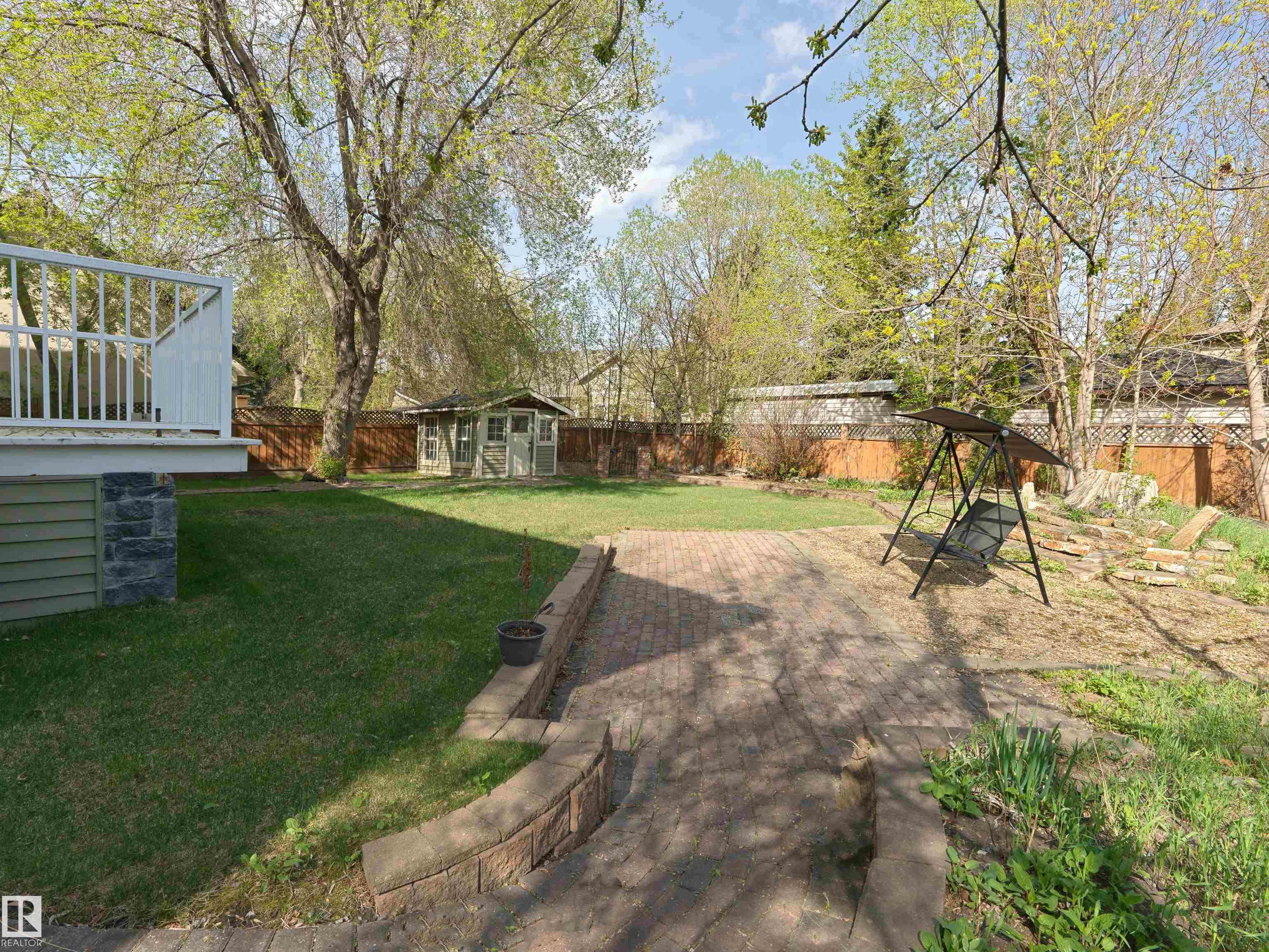 https://zimg.paragon.ice.com/ParagonImages/Property/PM/RAE/225401093/41/0/0/76f947cb4cd35c1def6ebd48acea3074/1/a355d0ea8e642551f32e9c2a0e98400e/225401093-728b4aef-ec07-43a0-9bba-77bb5b0f48a2.JPG