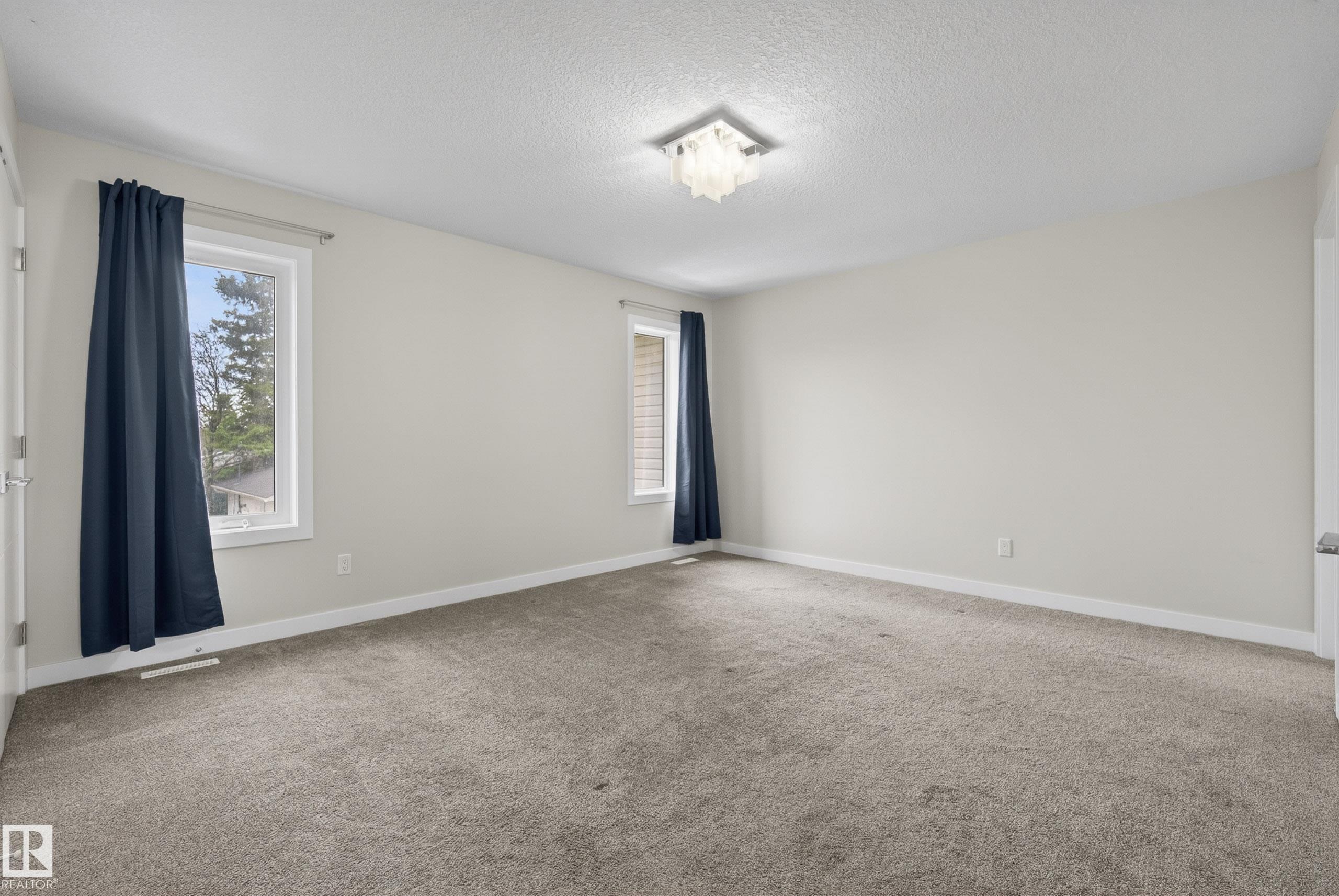 https://zimg.paragon.ice.com/ParagonImages/Property/PM/RAE/225401094/28/0/0/416e5d9404ae710a1ce2a3fa40f35b5c/1/499a02e48d0934ad8c02ebd9dd56f912/225401094-f53244dd-ae69-428e-b57c-fe7236d5d4c7.JPG