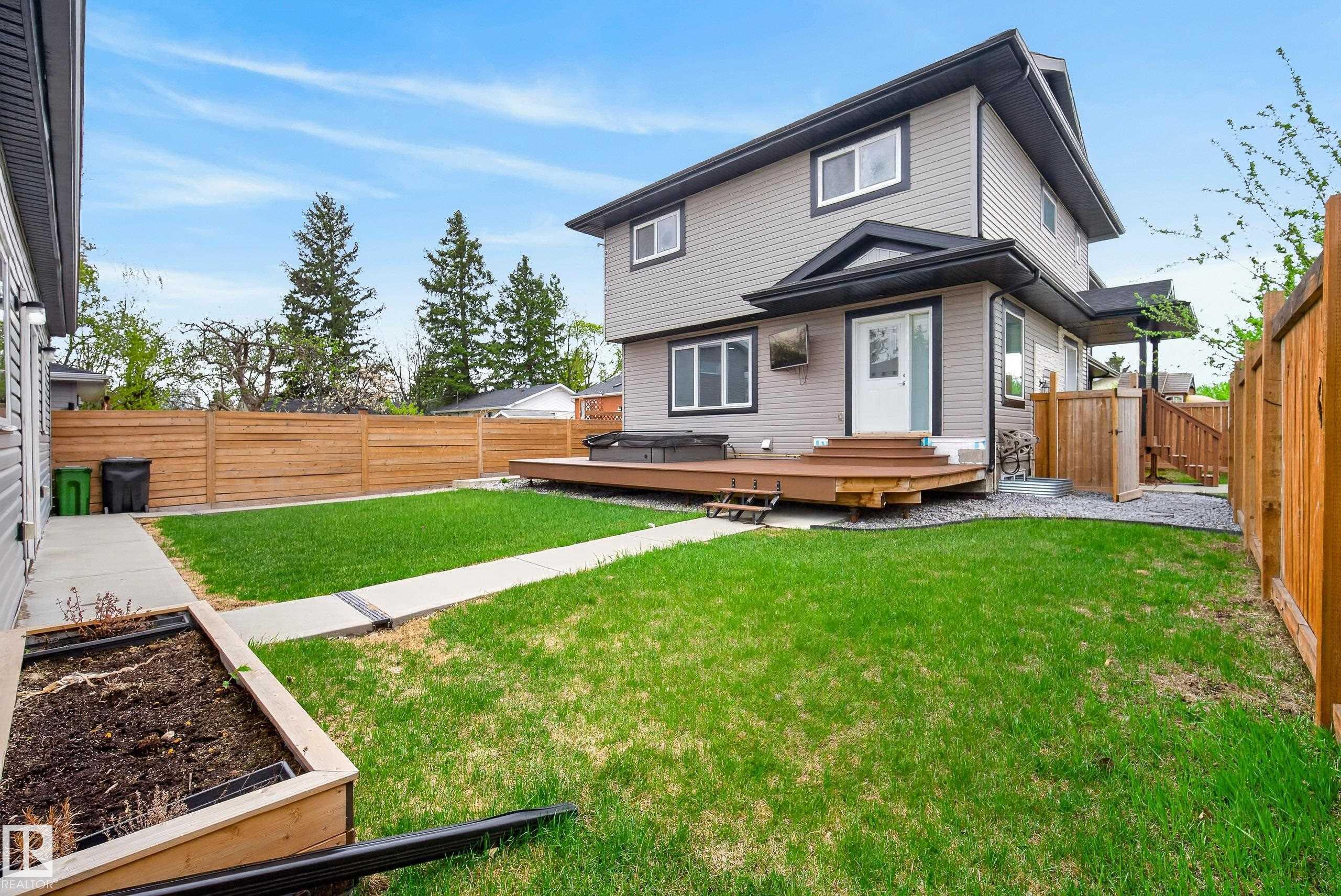 https://zimg.paragon.ice.com/ParagonImages/Property/PM/RAE/225401094/6/0/0/6eadb58df5a699532c580a78b4362073/1/499a02e48d0934ad8c02ebd9dd56f912/225401094-8e6c4e6c-4684-405a-8caf-6b055d72fef8.JPG