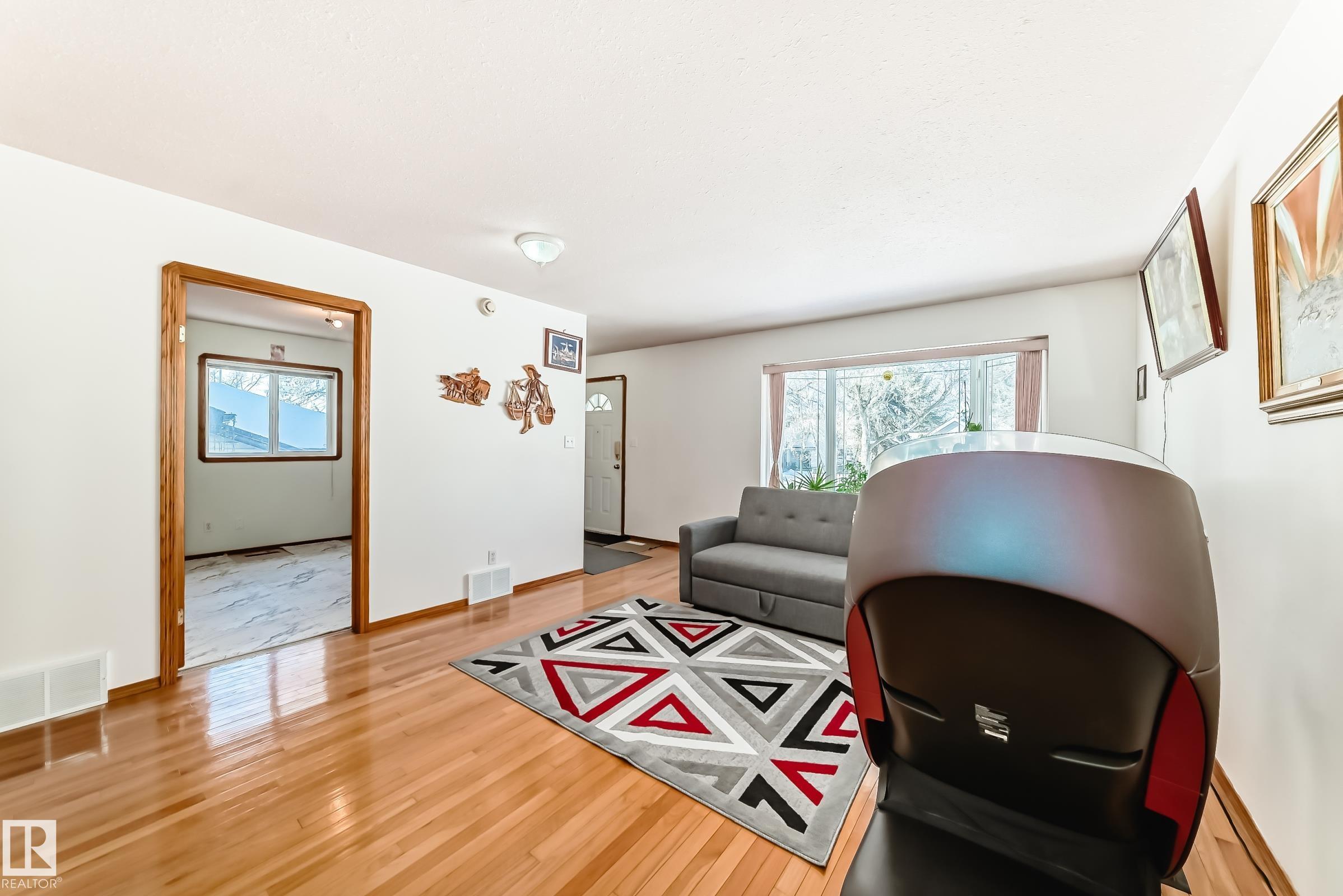 Photo 20 at 11913 80 Street NW, Eastwood, Edmonton