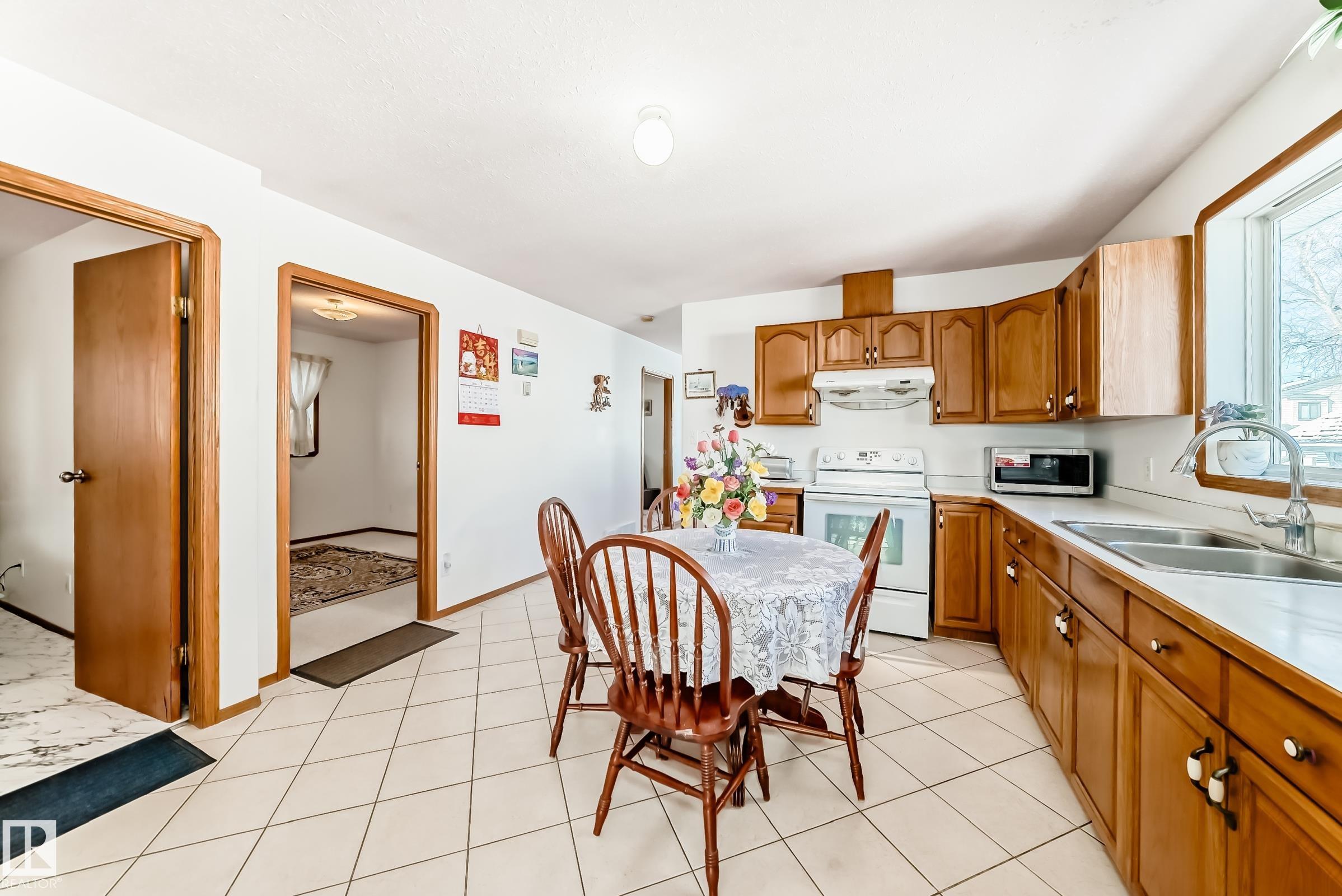 11913 80 Street NW, Eastwood, Edmonton