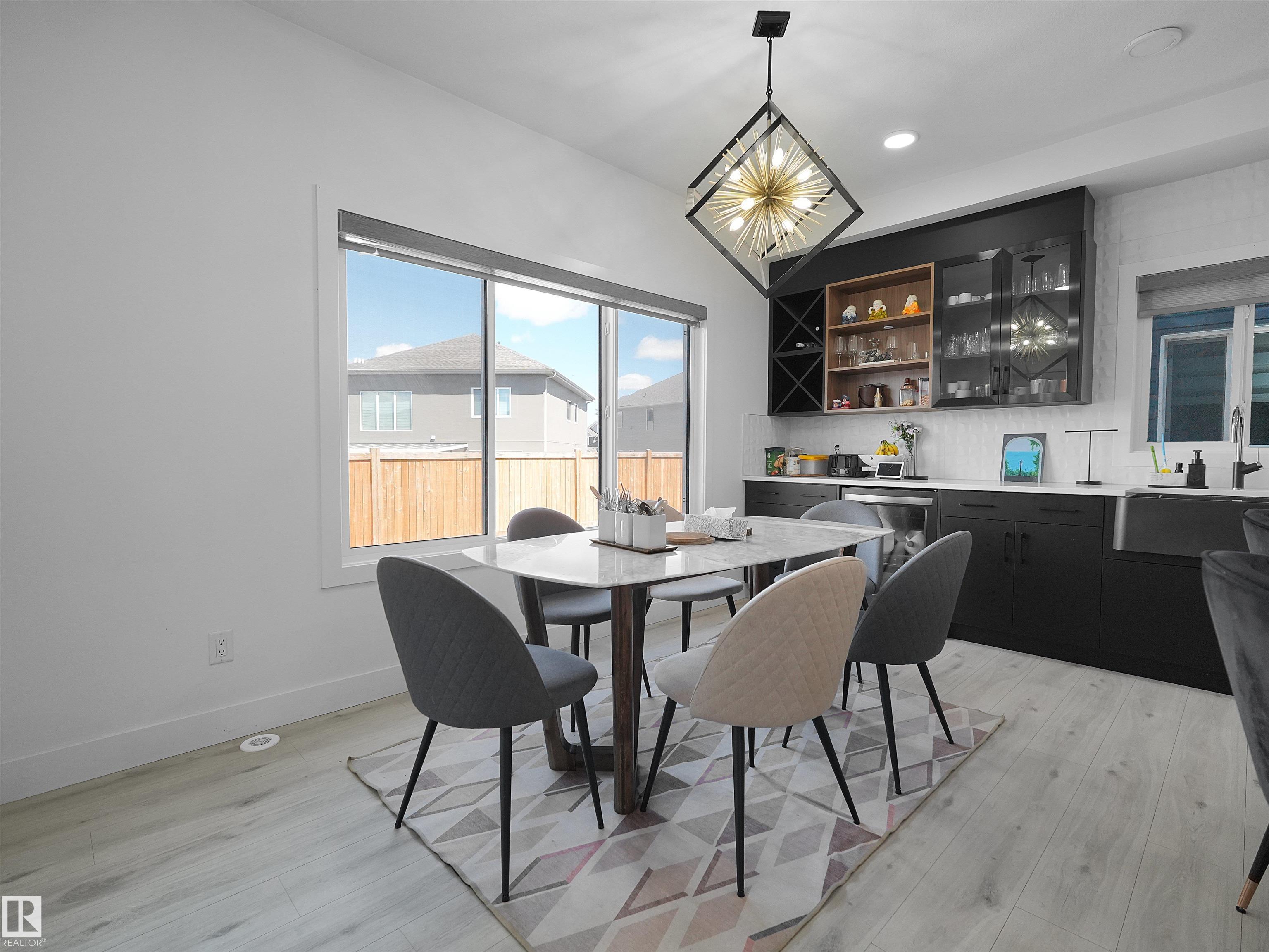 https://zimg.paragon.ice.com/ParagonImages/Property/PM/RAE/225401102/17/0/0/e12f9d061fb66e03cea4abc22e0a86cb/1/1f47a458adac42e50fb35b0c32685b22/225401102-4f204015-c94b-443d-9013-e3fd1cd08412.JPG