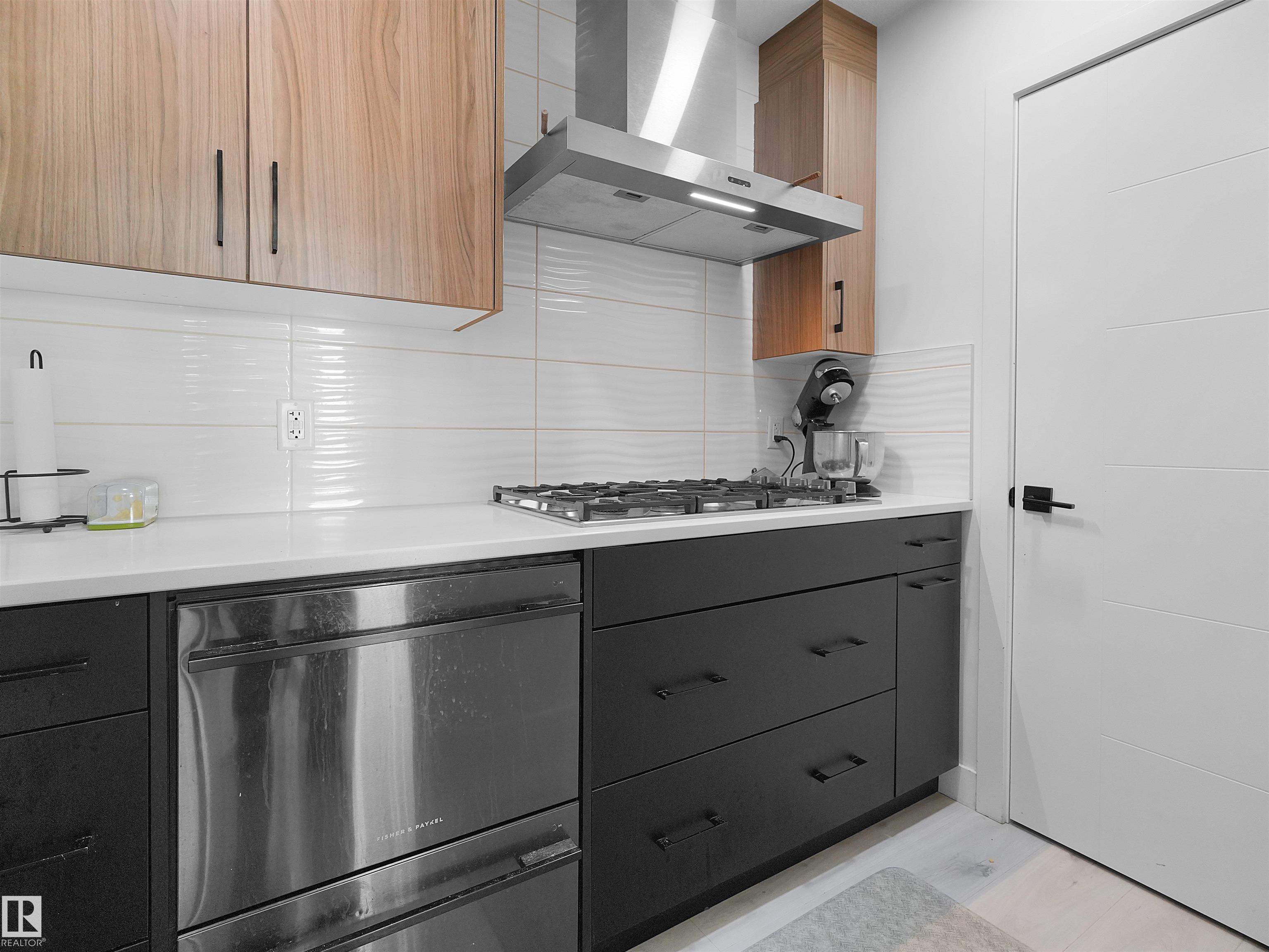 https://zimg.paragon.ice.com/ParagonImages/Property/PM/RAE/225401102/20/0/0/7977349608178f8fae09af7eebc17c2e/1/1f47a458adac42e50fb35b0c32685b22/225401102-2aa36640-8d82-47f8-bc3a-869e974bc219.JPG