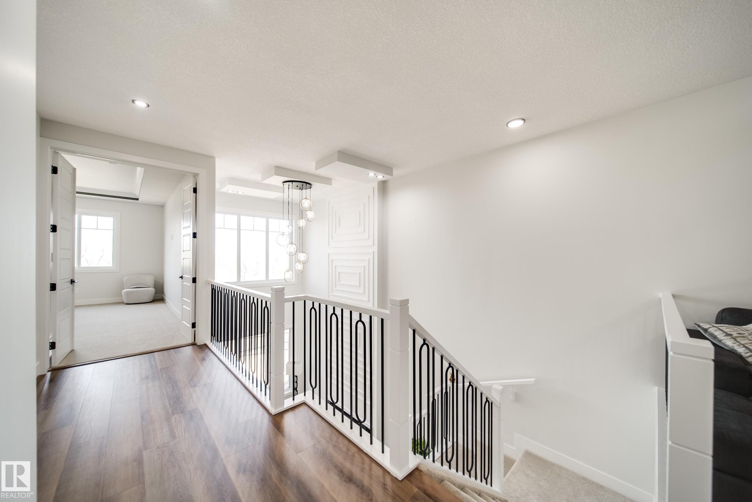 https://zimg.paragon.ice.com/ParagonImages/Property/PM/RAE/225401105/22/0/0/d116be18ed0f717945aa6ca7d7cdca39/1/8f05bc05c95e8ef730cb48864422a65b/225401105-7eb75e20-77ac-4a9a-a7d8-c6b8b10c9777.JPG