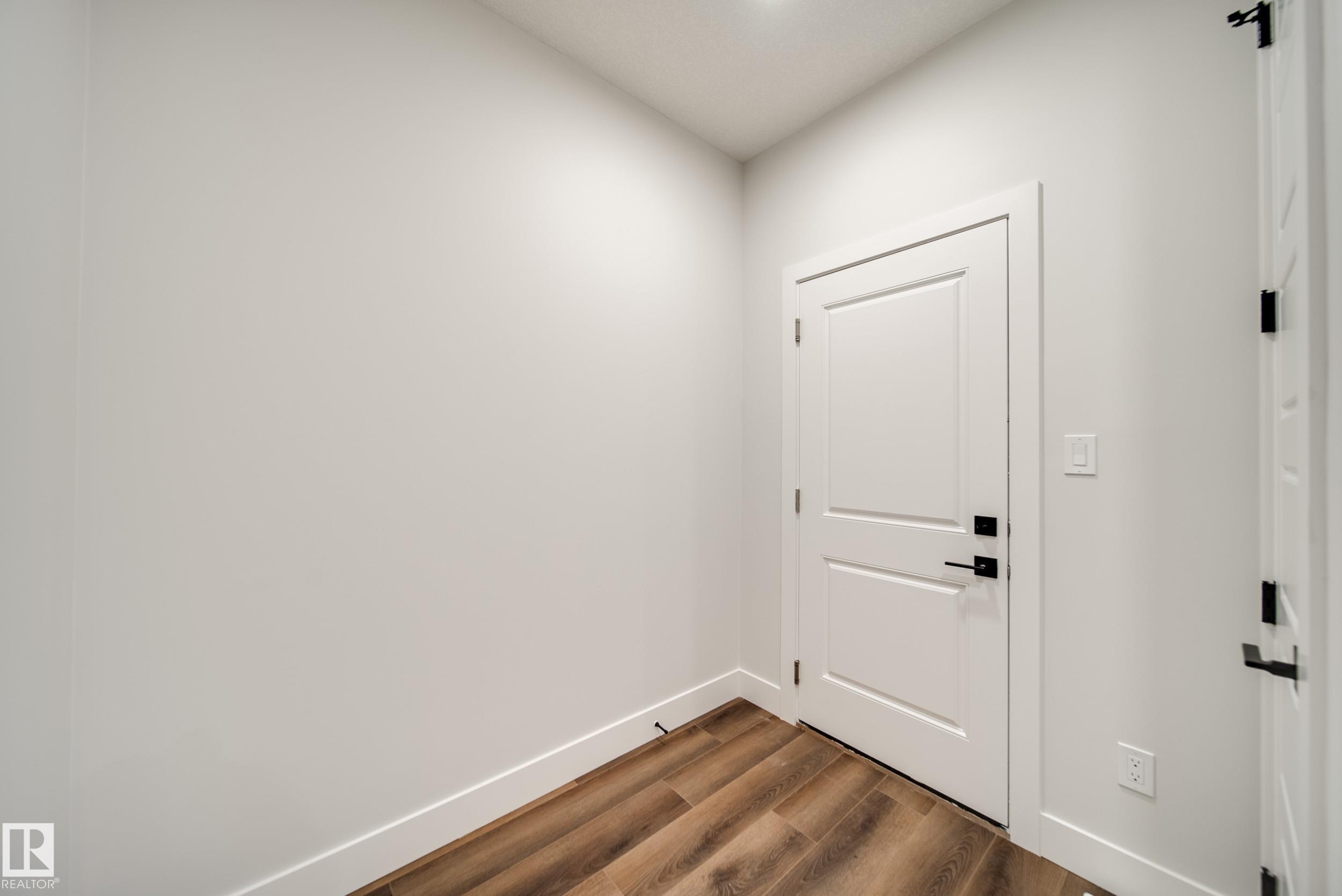 8808 183 Avenue NW, Klarvatten, Edmonton