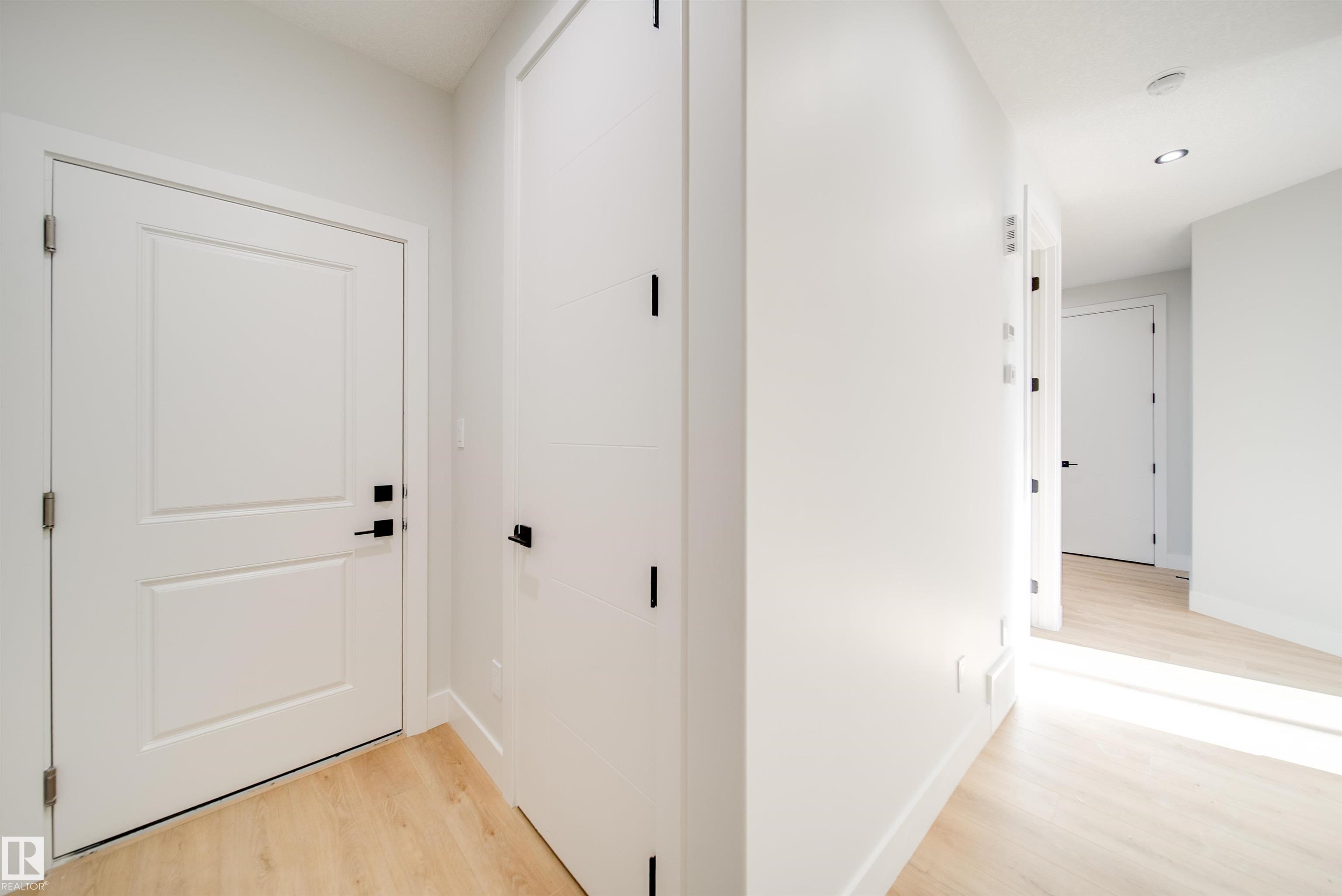 Photo 6 at 8603 183 Avenue NW, Klarvatten, Edmonton