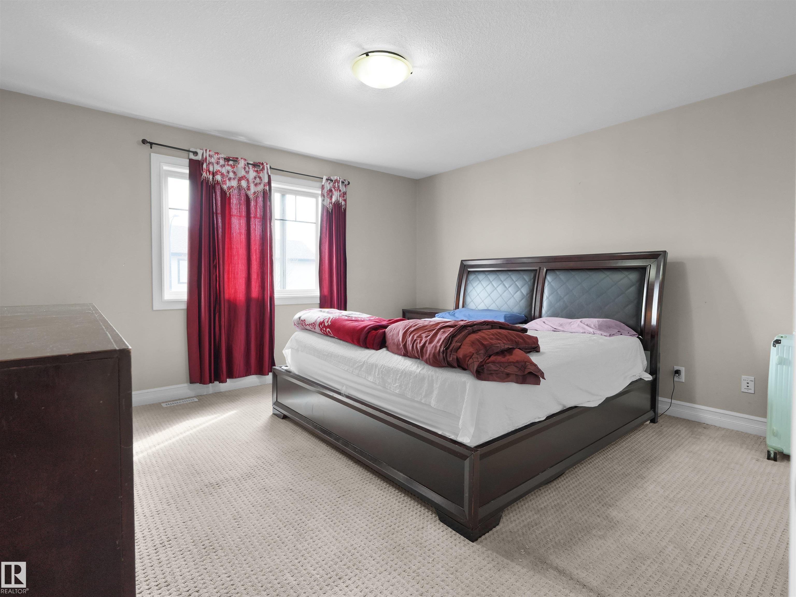 Photo 33 at 5192 1b Avenue SW, Charlesworth, Edmonton