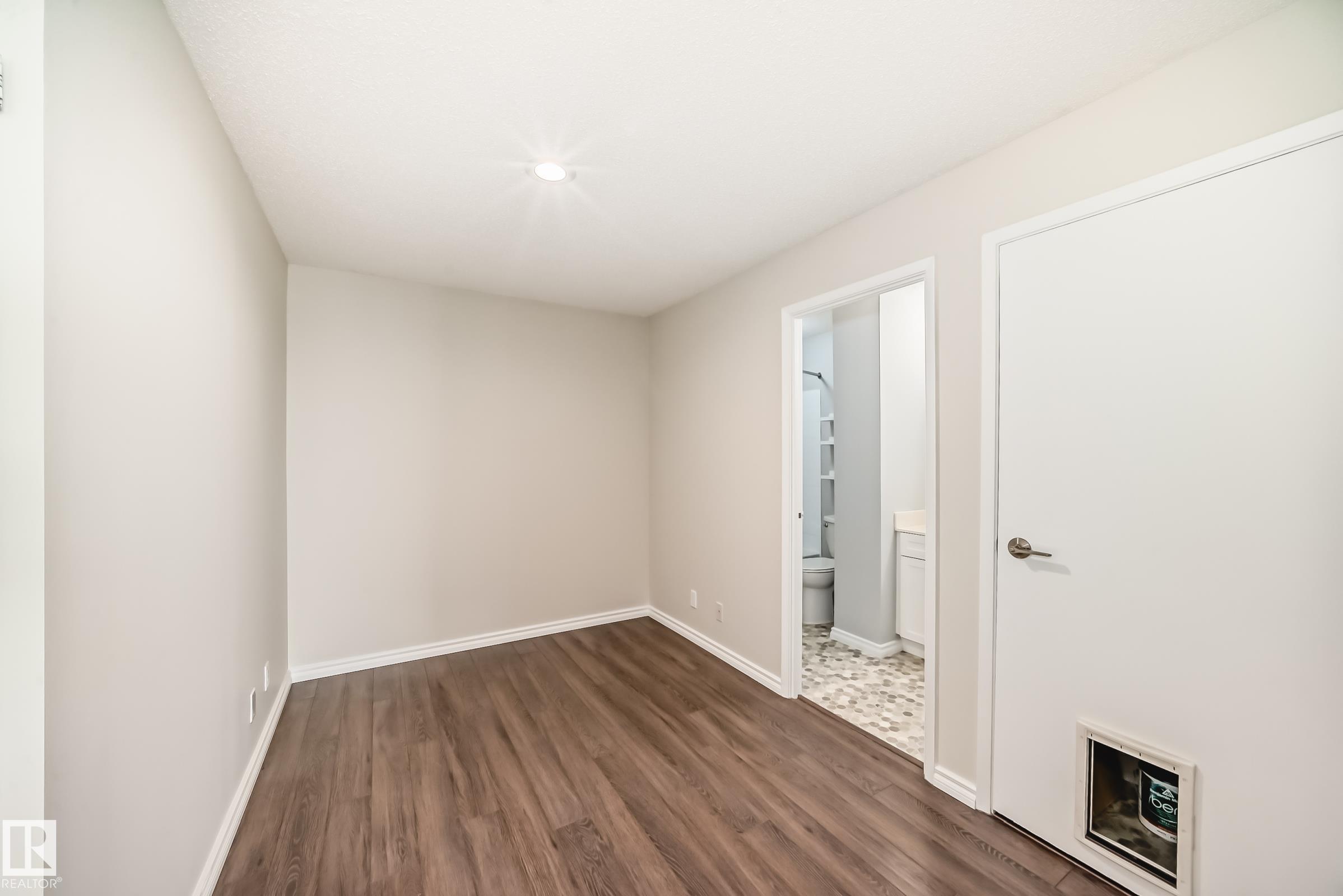 Photo 13 at 1404 - 11307 99 Avenue NW, Wîhkwêntôwin, Edmonton