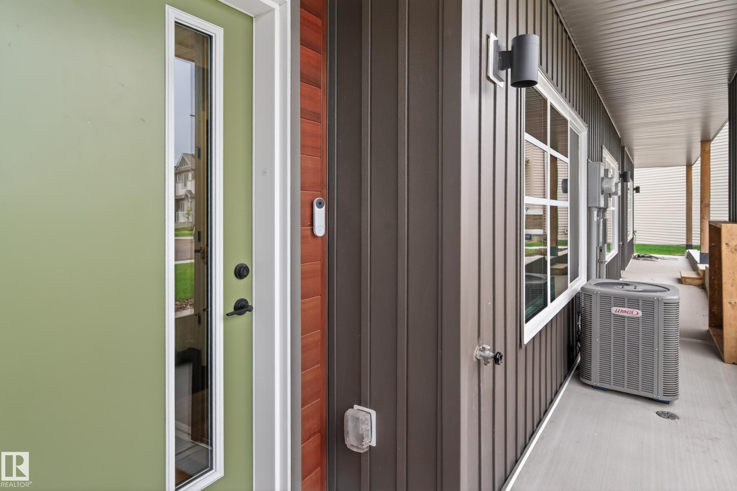 Photo 6 at 512 37 Street SW, Charlesworth, Edmonton