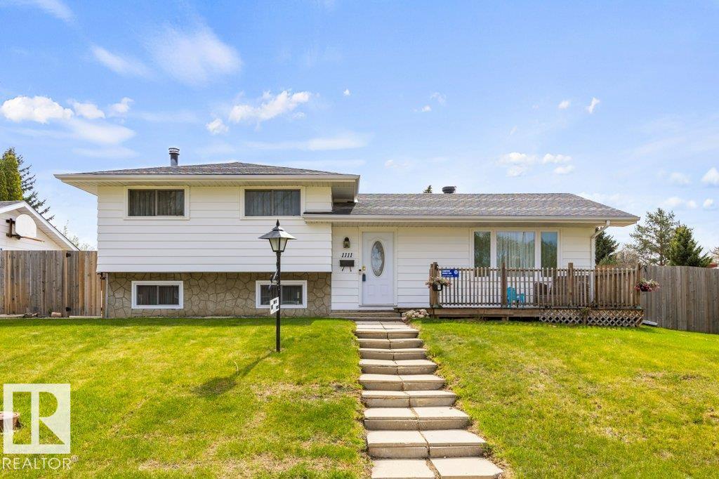 1111 Moyer Drive, Westboro, Sherwood Park