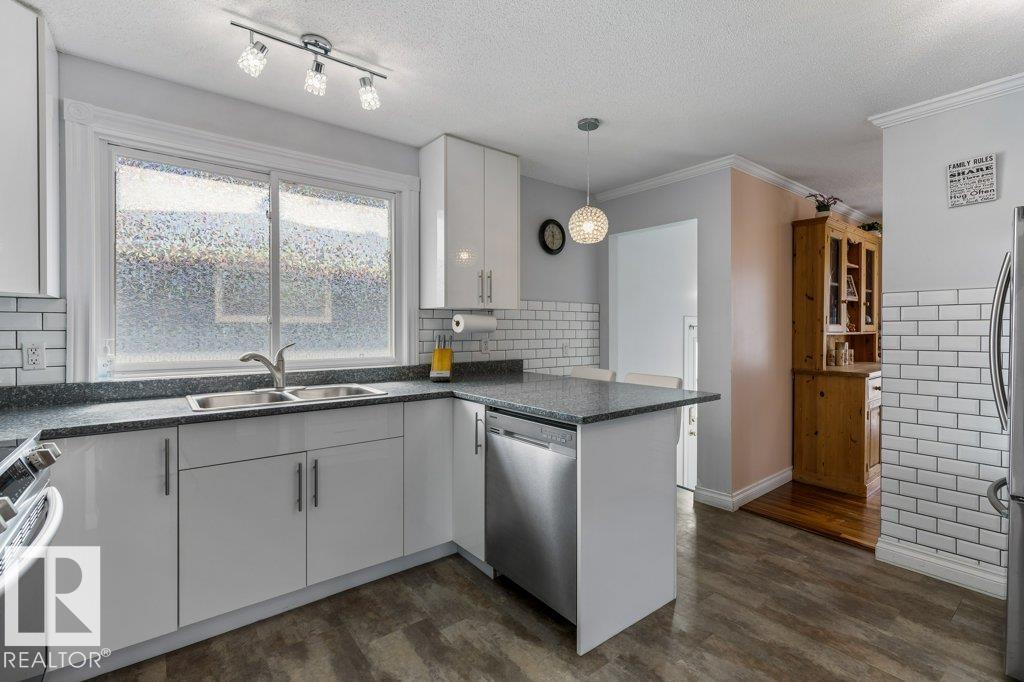 Photo 17 at 1111 Moyer Drive, Westboro, Sherwood Park