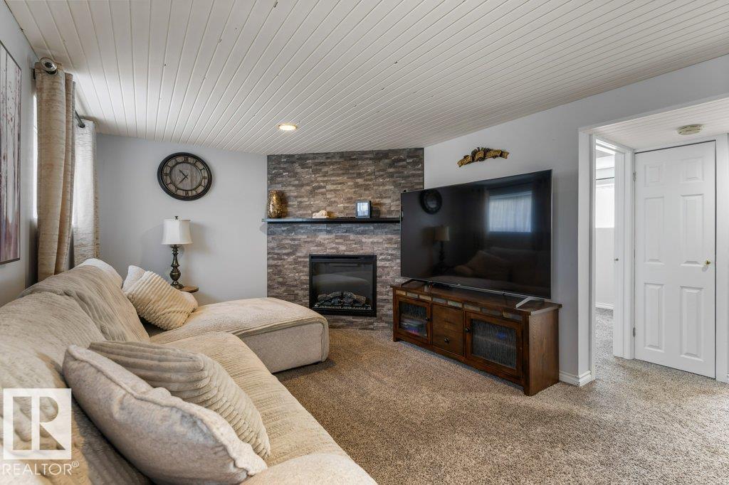 Photo 28 at 1111 Moyer Drive, Westboro, Sherwood Park
