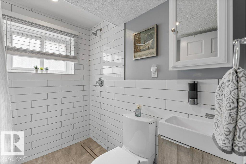 Photo 30 at 1111 Moyer Drive, Westboro, Sherwood Park