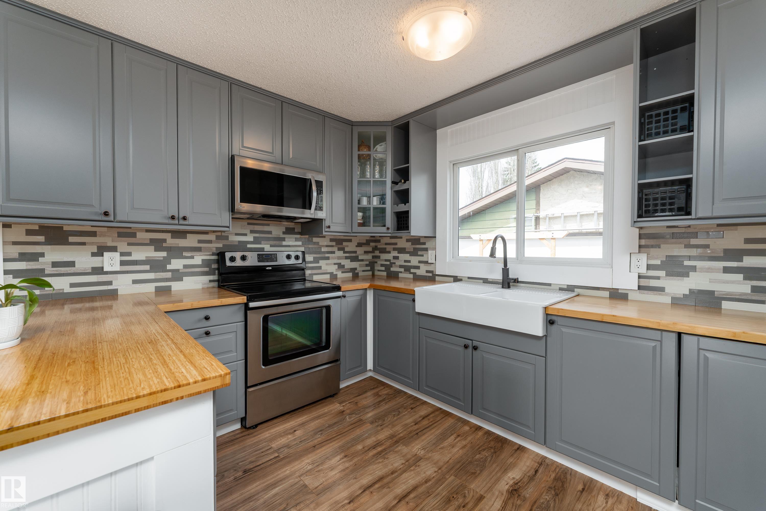 Photo 13 at 8122 92a Avenue, McNicol, Fort Saskatchewan