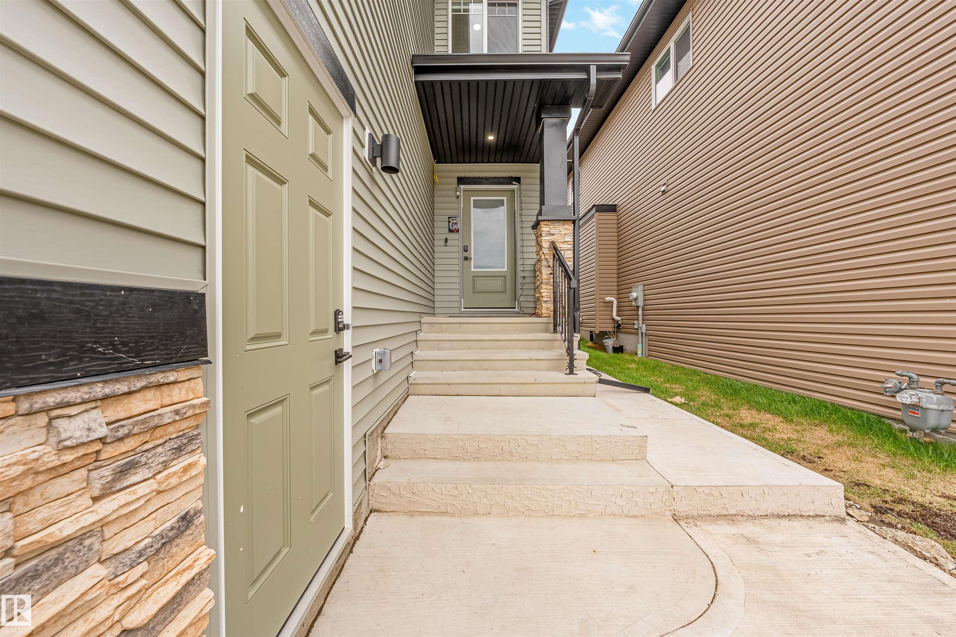Photo 6 at 2629 15a Avenue NW, Laurel, Edmonton