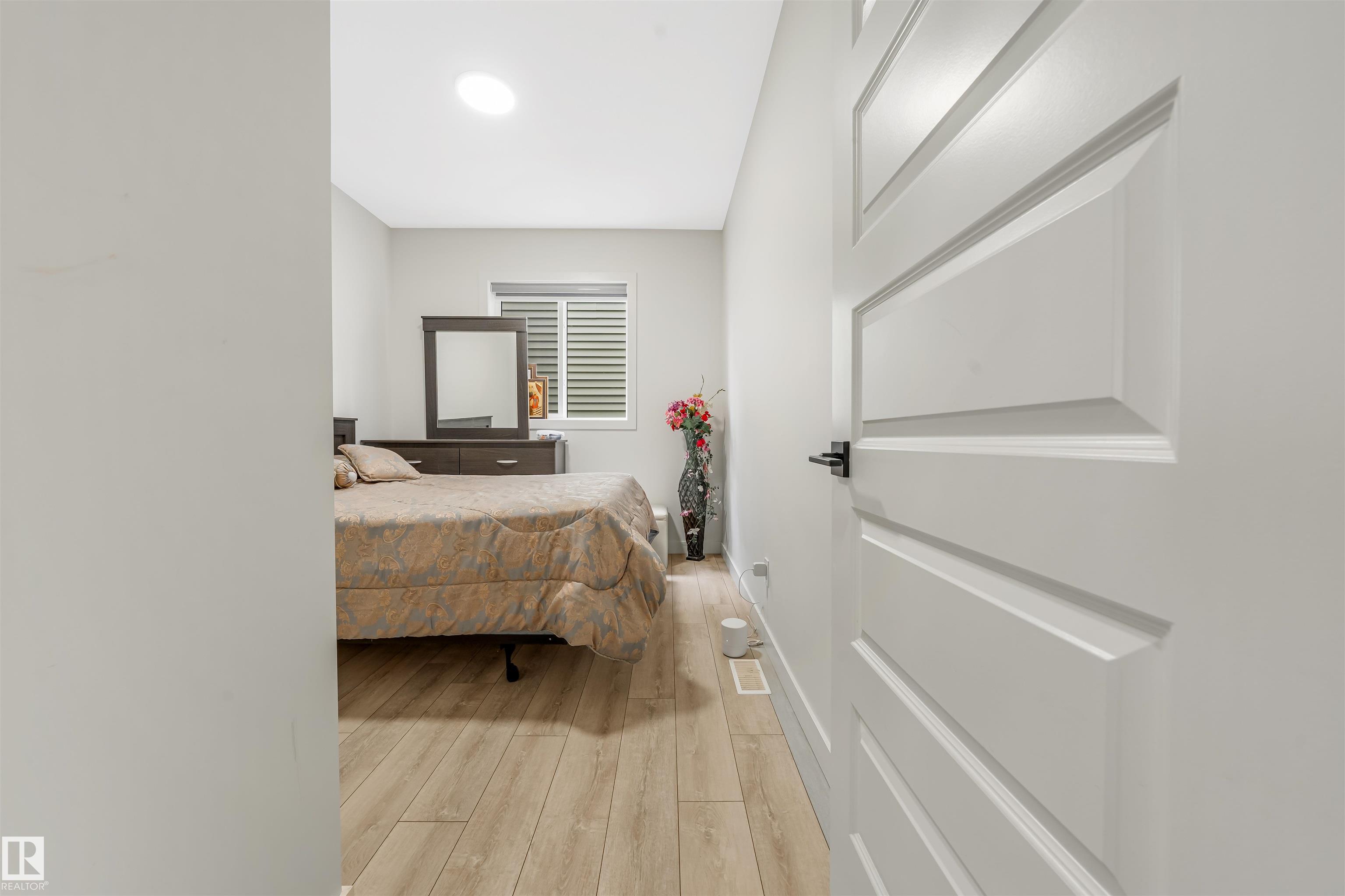 Photo 10 at 2629 15a Avenue NW, Laurel, Edmonton