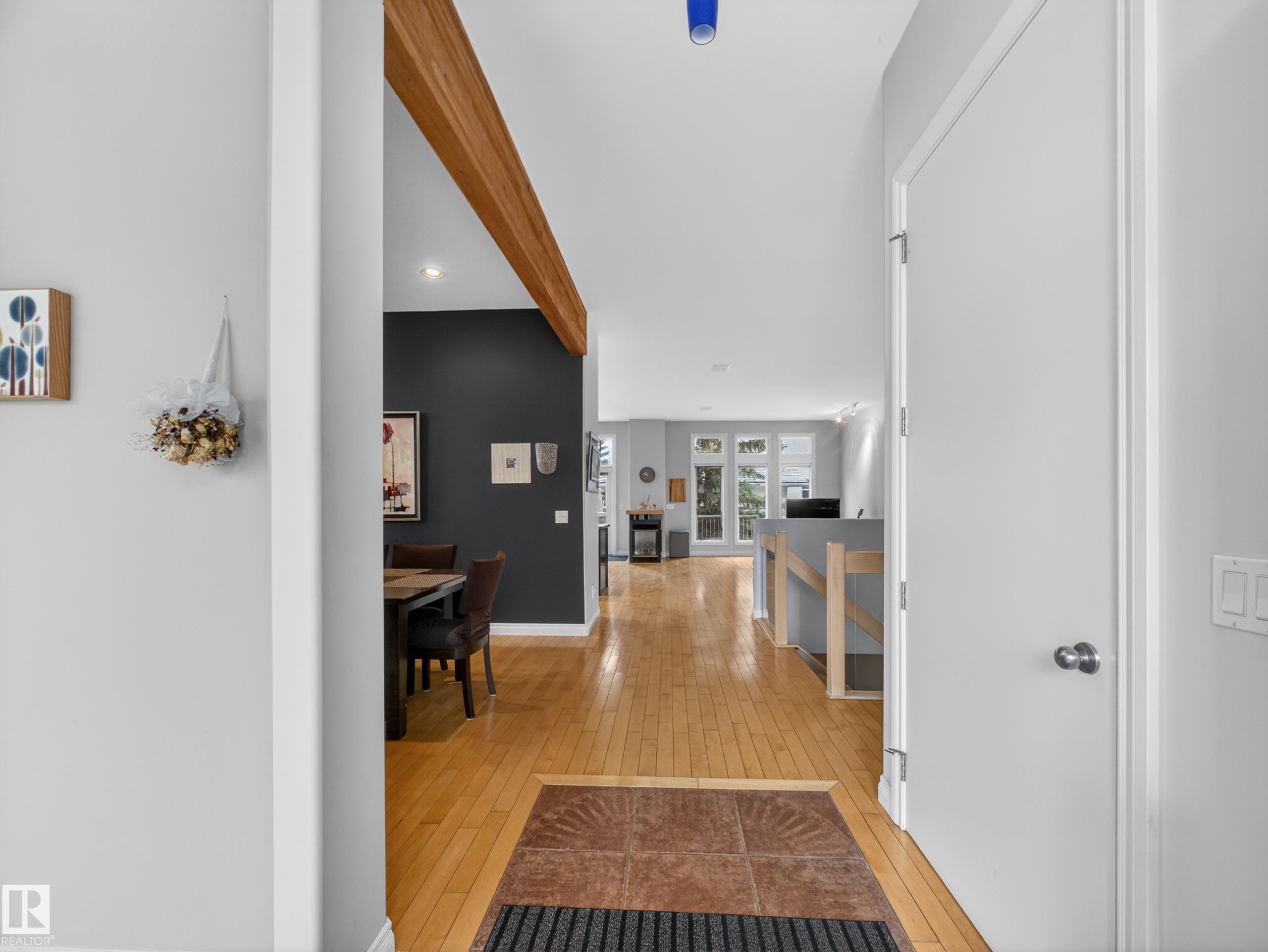Picture for 569 BUTTERWORTH WY NW